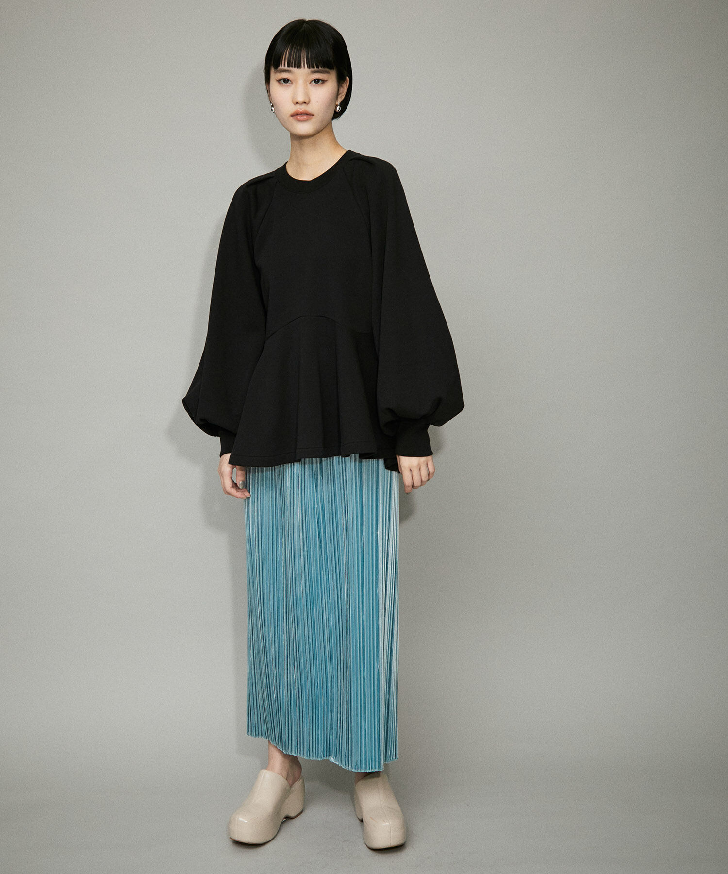 ADAM ET ROPE'「【サステナブル・WEB限定】タックスリーブペプラムスウェット」|Tシャツ・カットソー|