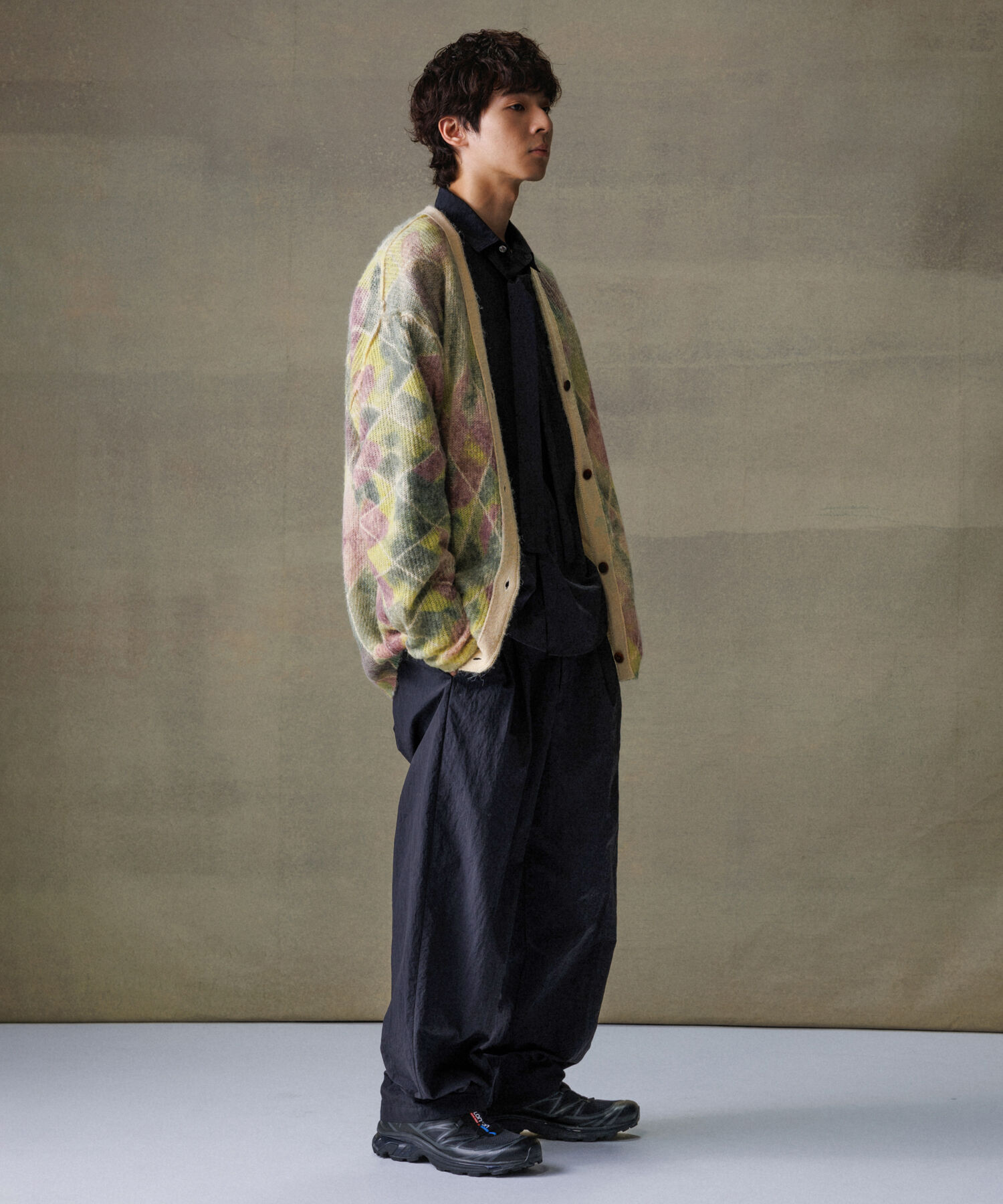 ADAM ET ROPE'「撥水リサイクルナイロン ワイドイージー スラックス / ロングシーズン着用可能 /ユニセックス」|その他|