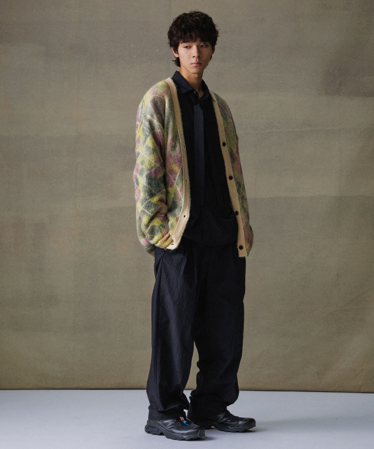 ADAM ET ROPE'「撥水リサイクルナイロン ワイドイージー スラックス / ロングシーズン着用可能 /ユニセックス」|その他|