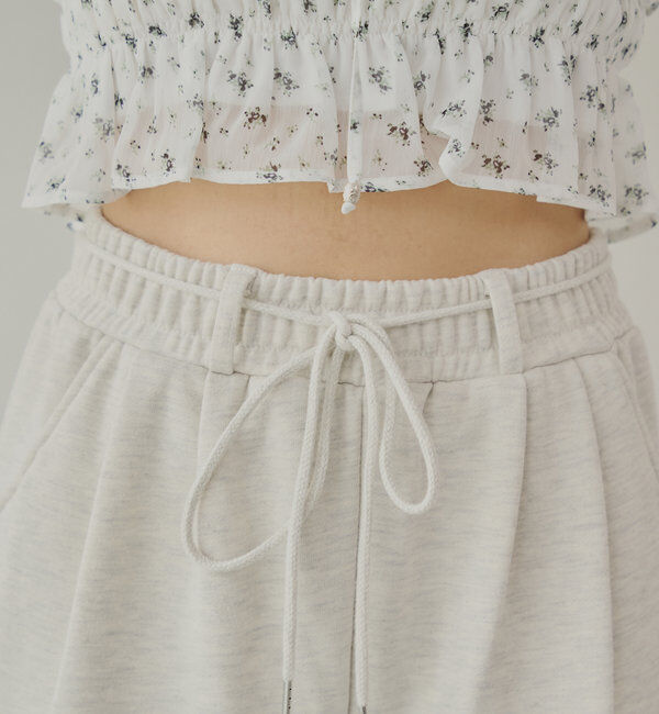  「カーブデザインドロストスウェットパンツ」|チノ|