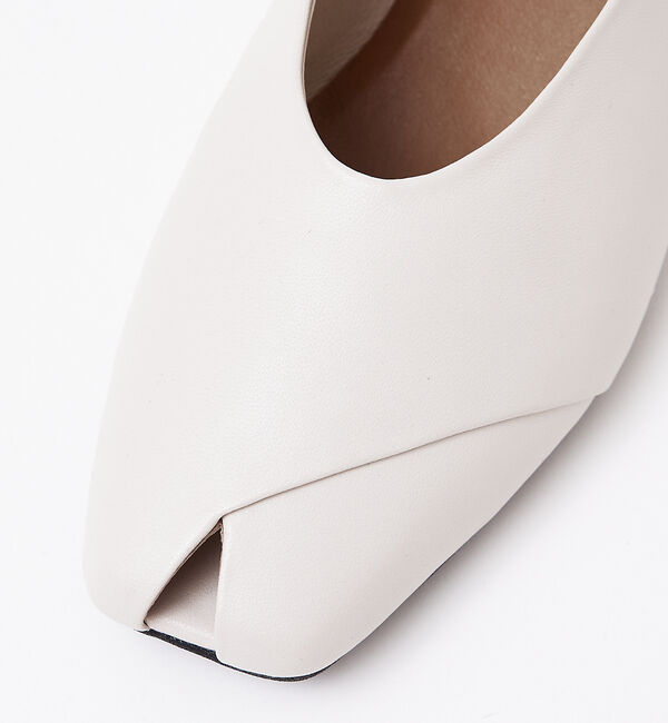 AU BANNISTER「ピープトゥリボンソフトシューズ」|パンプス|