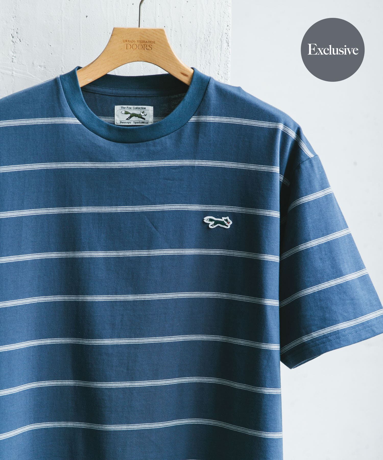URBAN RESEARCH DOORS「『一部WEB限定』『別注』PENNEYS&times;DOORS　THE FOX 天竺 S/S Tシャツ」|Tシャツ・カットソー|ブルー系その他