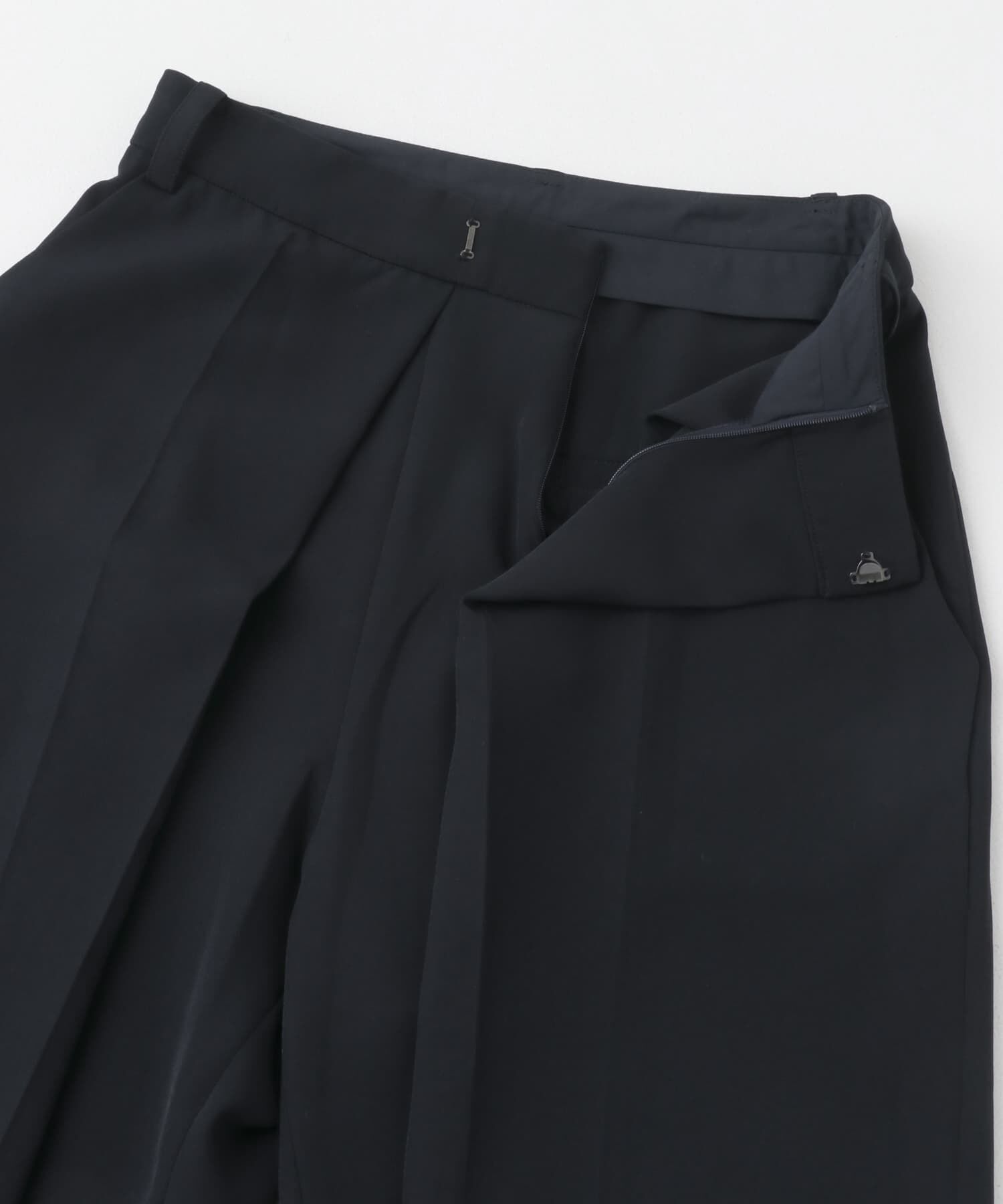 URBAN RESEARCH ROSSO「F by ROSSO　ダブルクロスデザインタックパンツ」|その他|