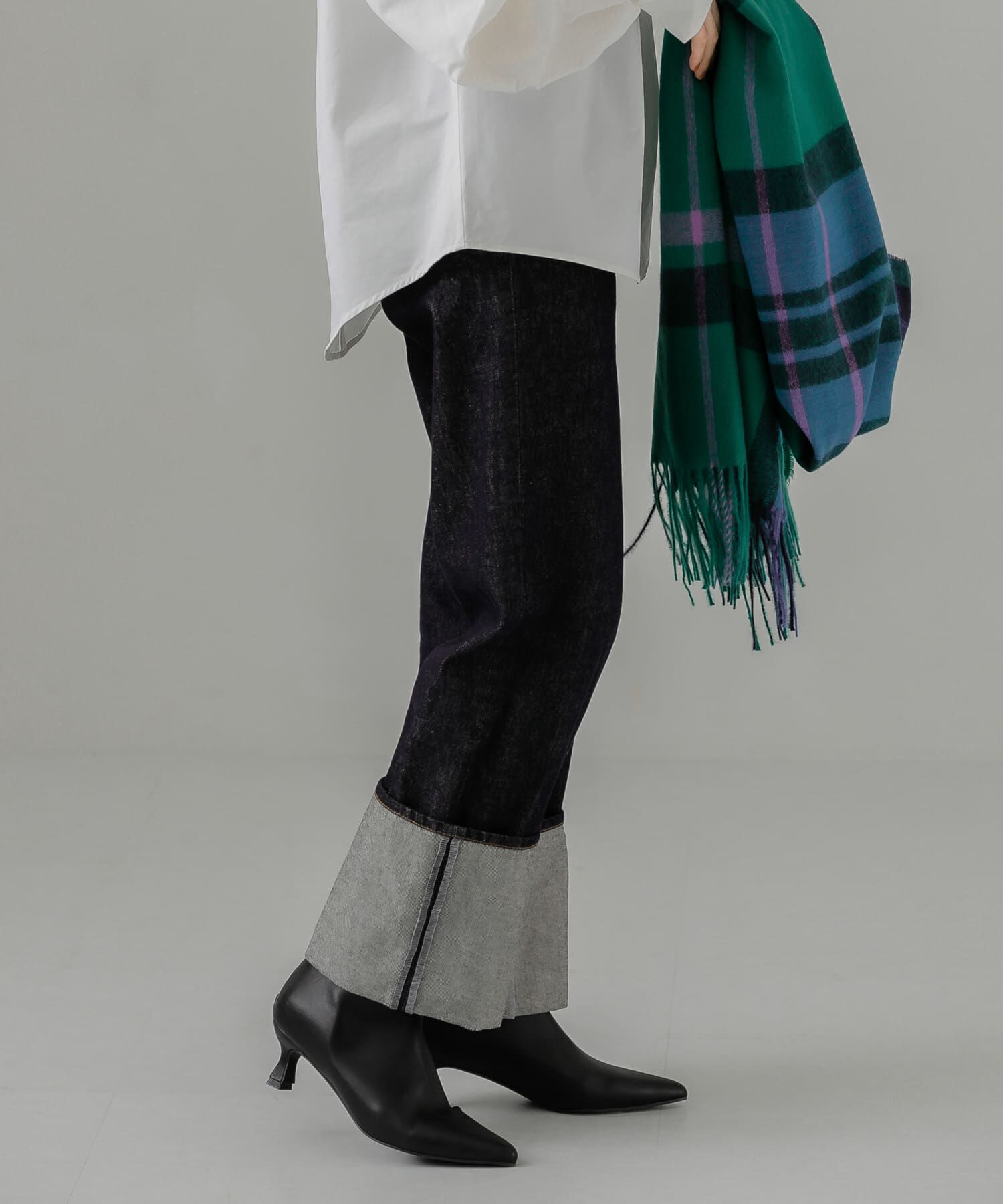  「ターンアップストレートデニム」|デニム|