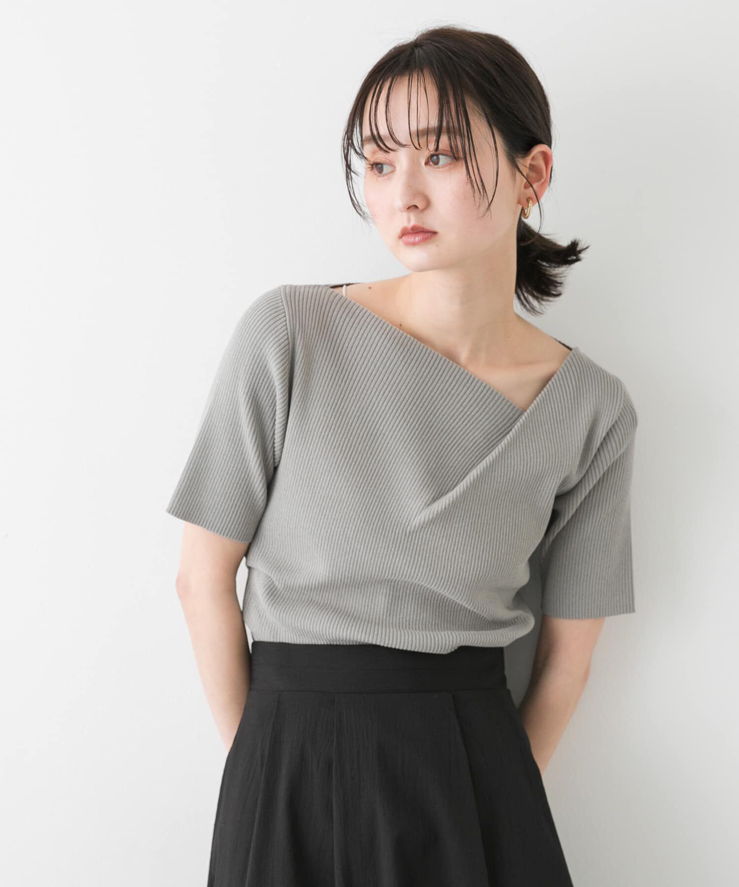 SENSE OF PLACE by URBAN RESEARCH「『一部WEB限定カラー』アシメネックハーフスリーブセーター」|ニット・セーター|