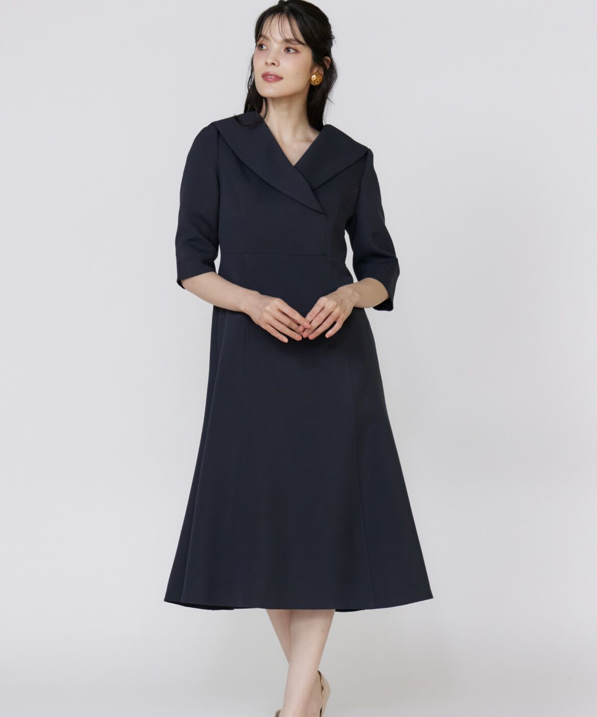 Maglie le cassetto「《M Maglie le cassetto》ショールカラーワンピース」|ワンピース|ネイビー