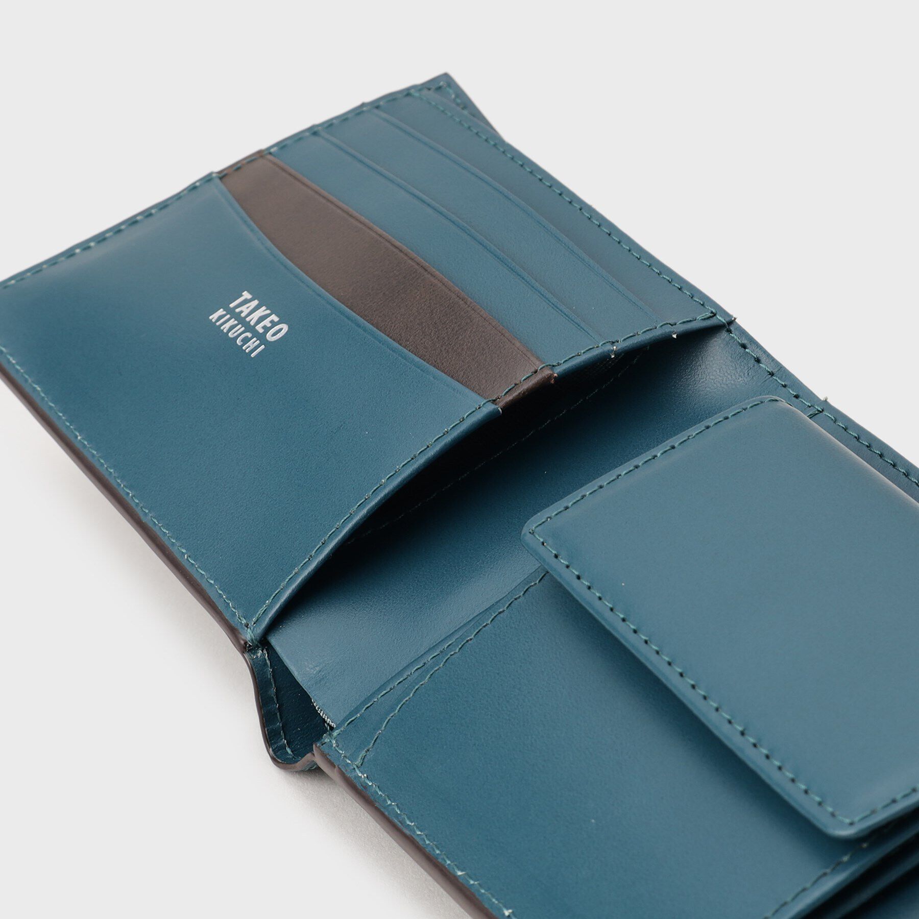 TAKEO KIKUCHI「【NEW レザーリップルシリーズ】バイフォールド　ウォレット」|財布|