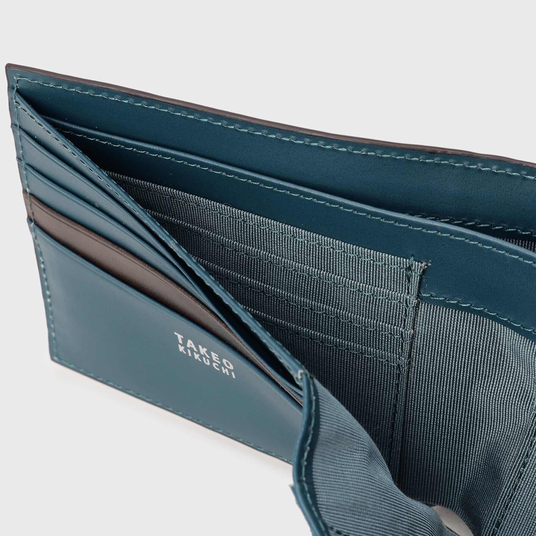 TAKEO KIKUCHI「【NEW レザーリップルシリーズ】バイフォールド　ウォレット」|財布|