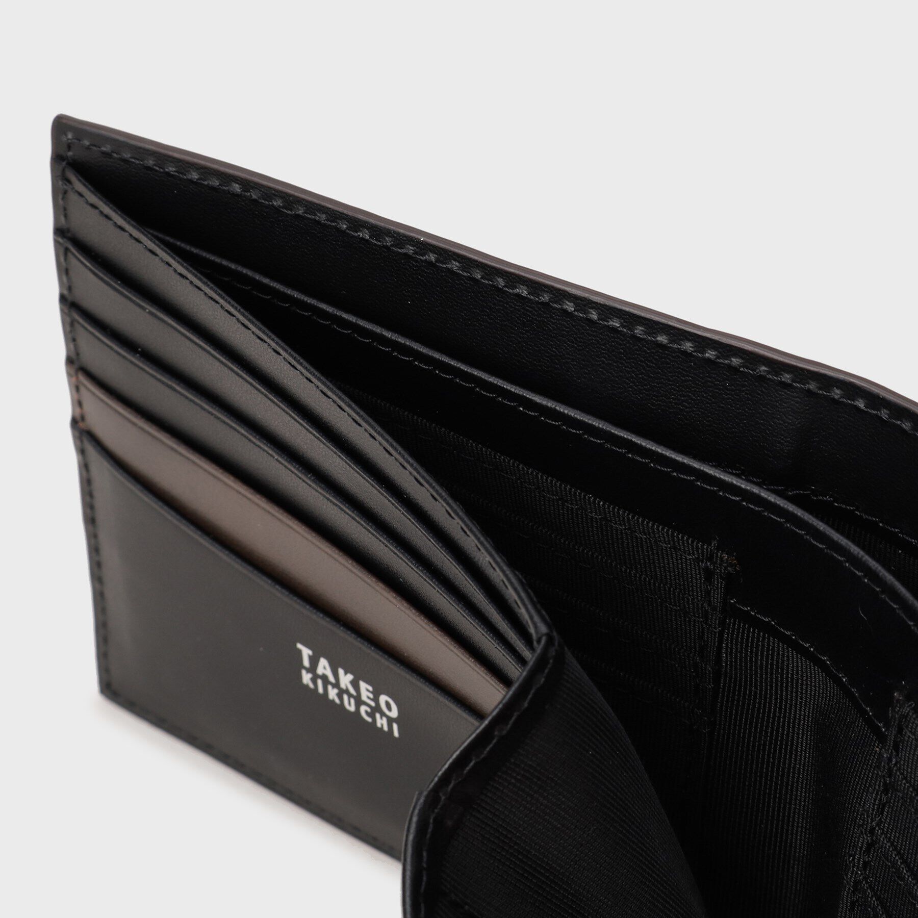 TAKEO KIKUCHI「【NEW レザーリップルシリーズ】バイフォールド　ウォレット」|財布|