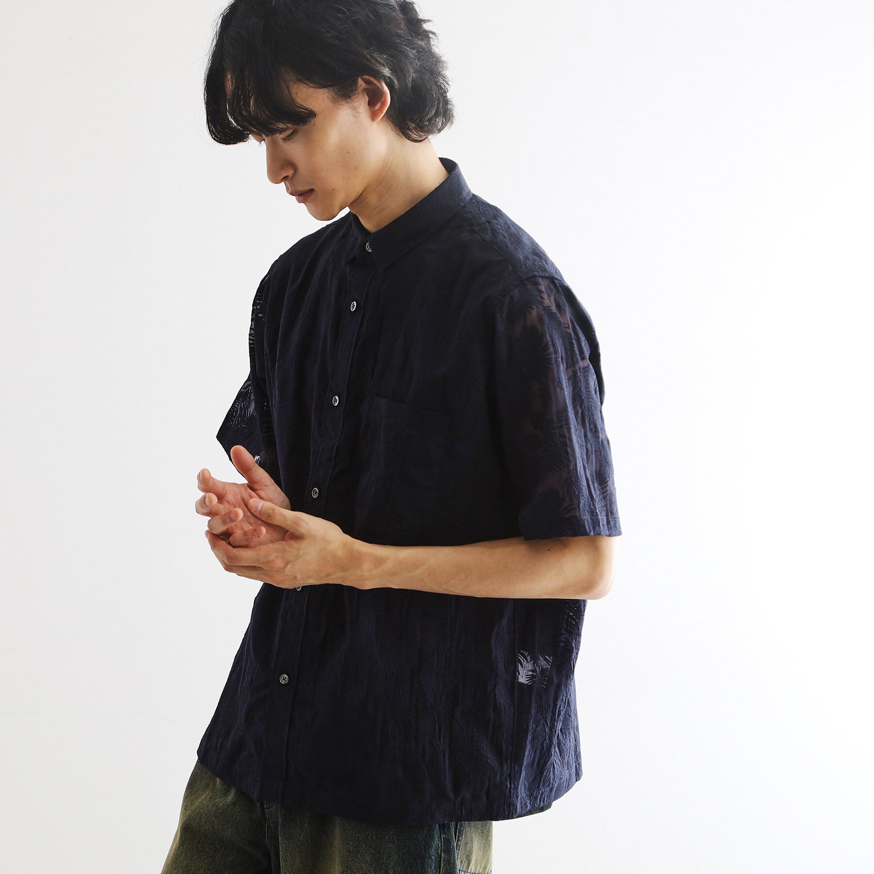 tk.TAKEO KIKUCHI「オパールプリントシャツ」|シャツ・ブラウス|ネイビー(494)