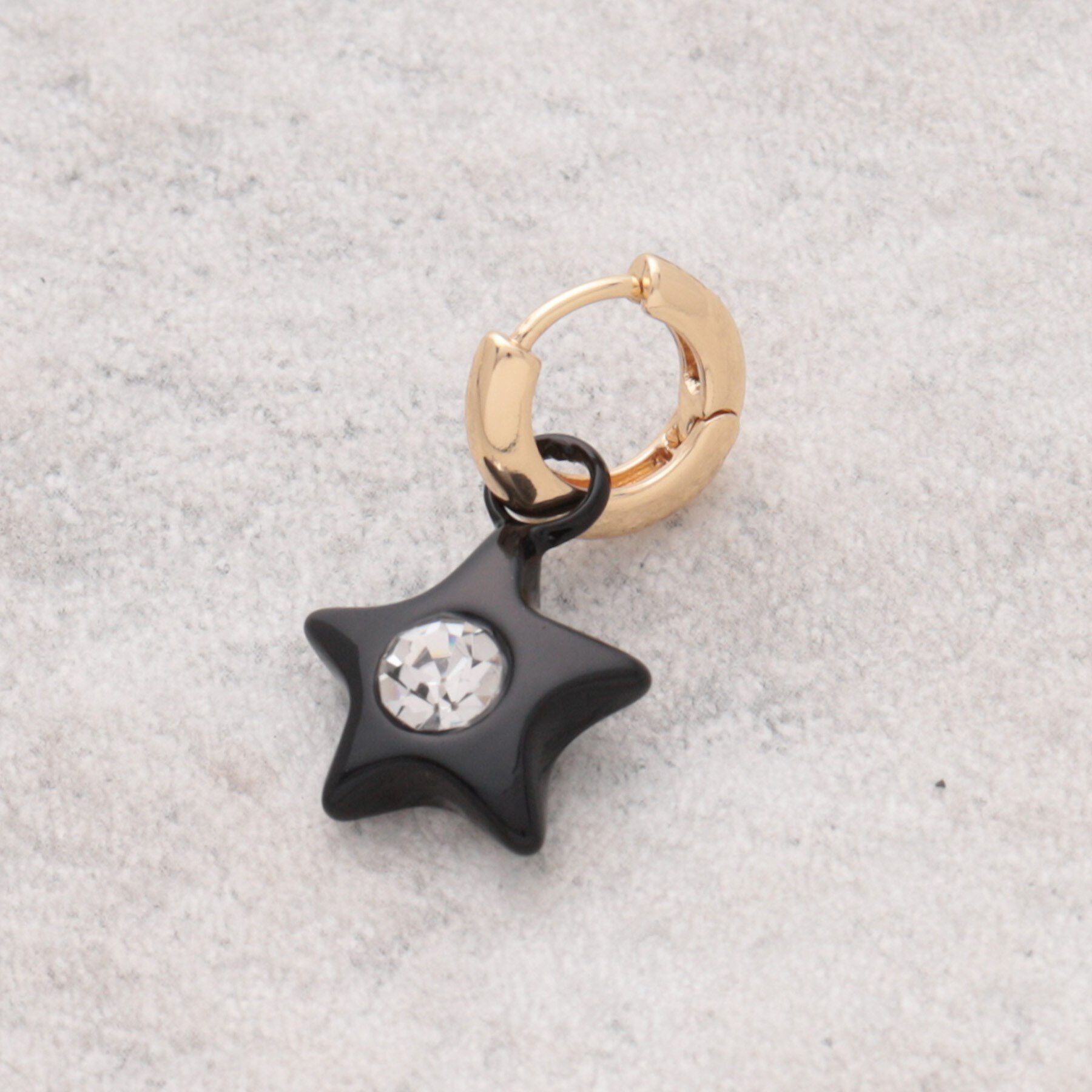 OPAQUE.CLIP「ブラック&times;ビジュー モチーフピアス」|ピアス|