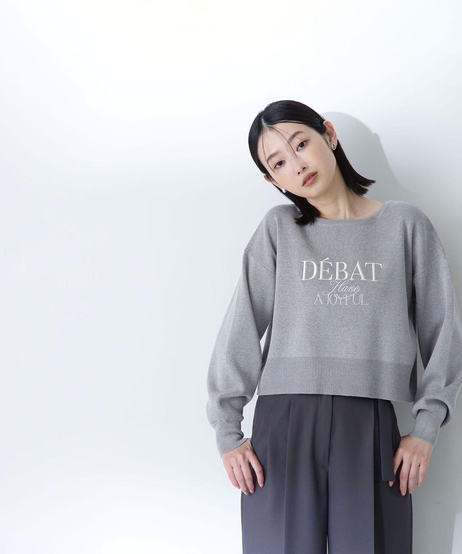  「クロップド刺繍ロゴニット」|ニット・セーター|