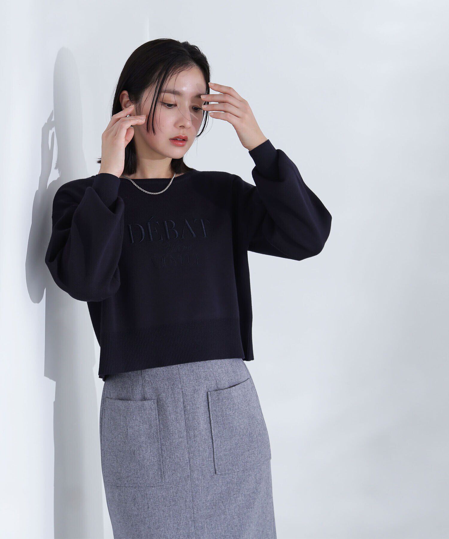  「クロップド刺繍ロゴニット」|ニット・セーター|