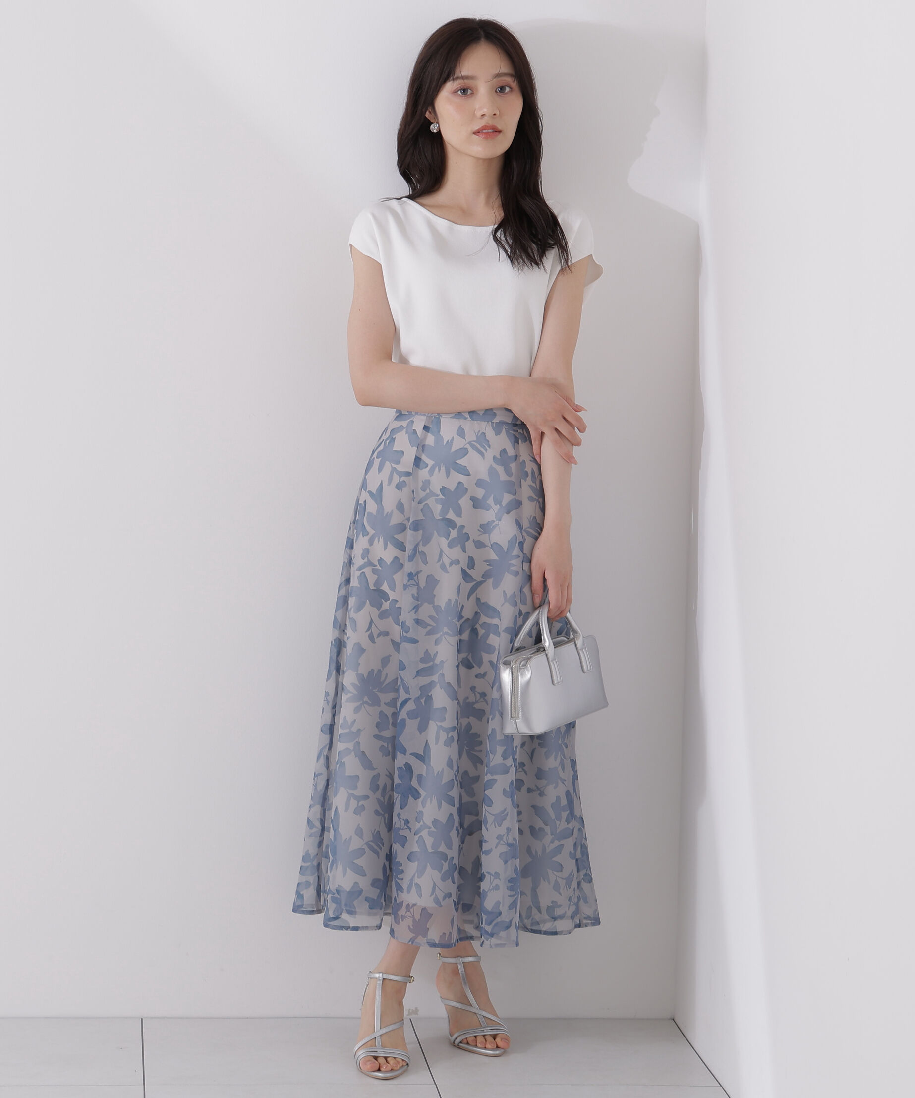 PROPORTION BODY DRESSING「＜ウォッシャブル＞ペイントフラワースカート」|スカート|ブルー