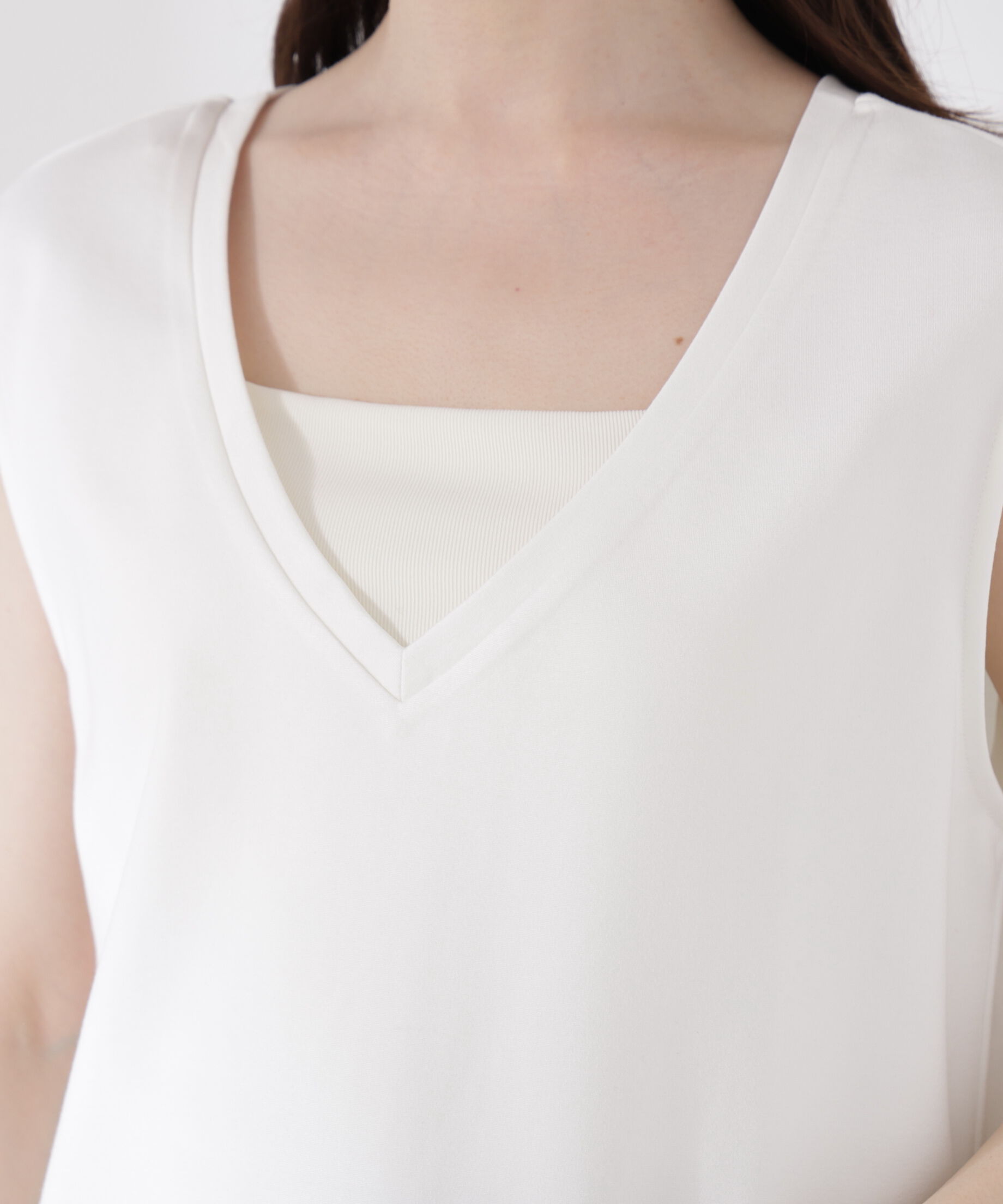 PROPORTION BODY DRESSING「＜ウォッシャブル＞Vネックフォルムカットソー」|Tシャツ・カットソー|