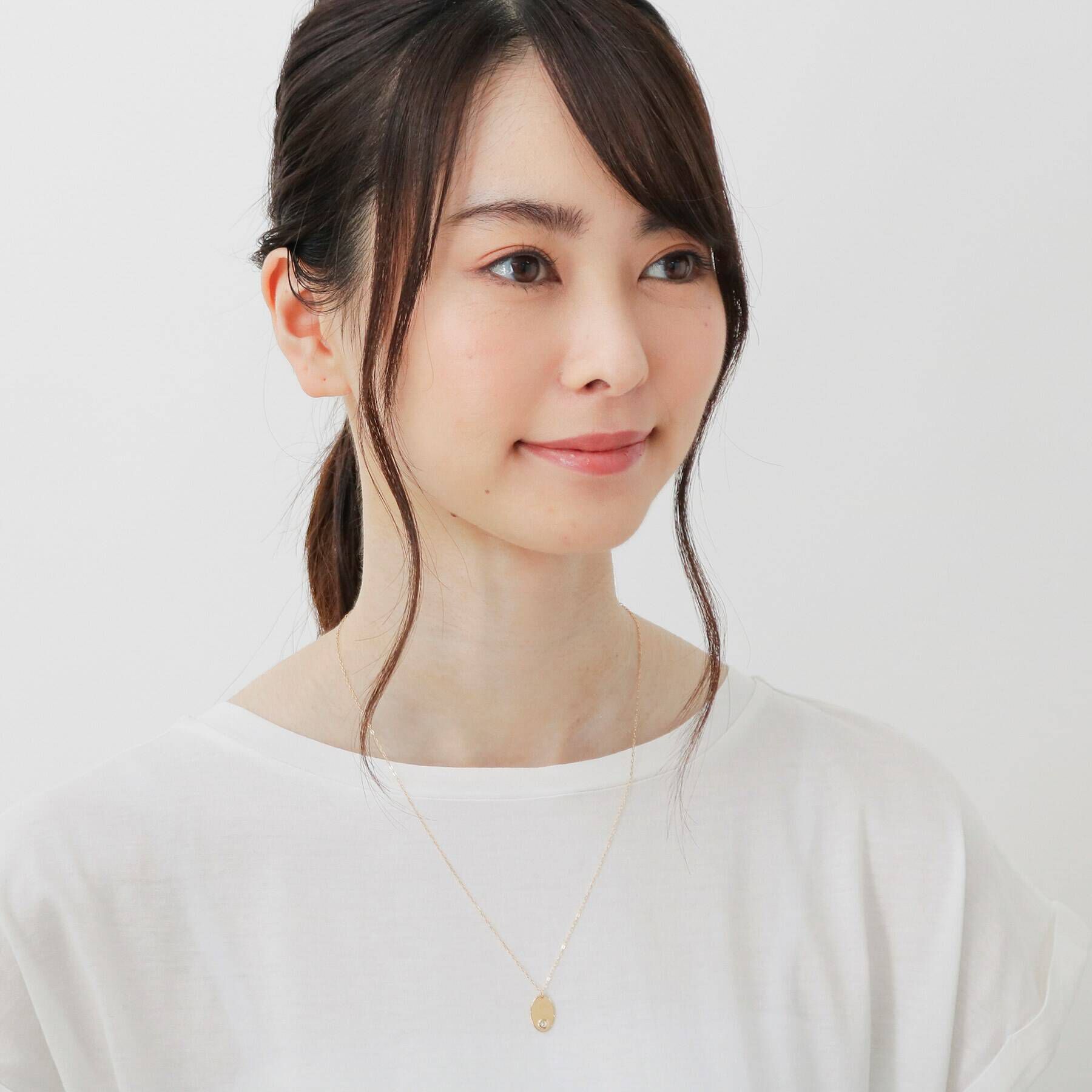 COCOSHNIK「カラーストーン（ムーンストーン）オーバルプレート　ネックレス」|ネックレス|