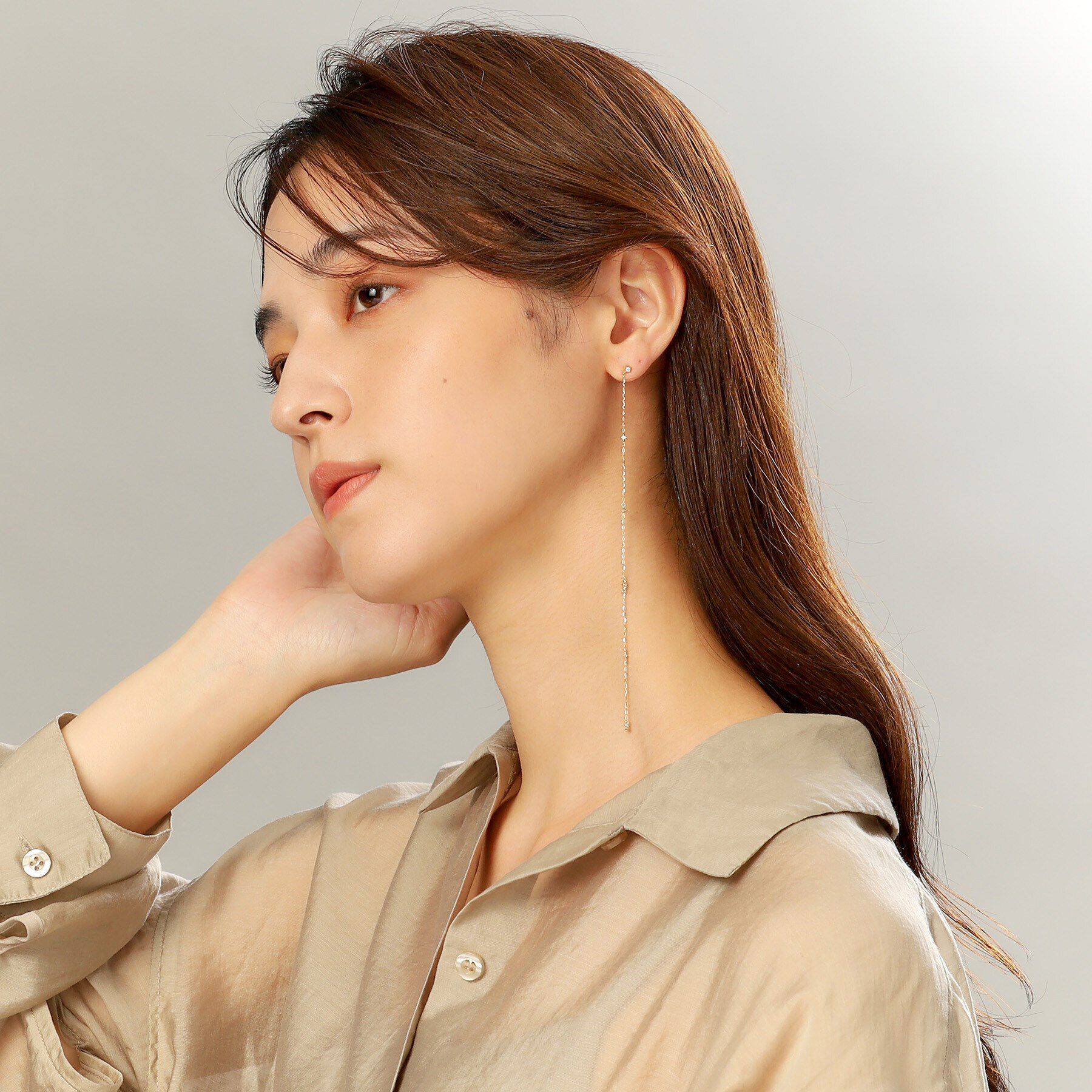 COCOSHNIK「K10ダイヤモンド ステーションロング スタッドピアス（片耳用）」|ピアス|