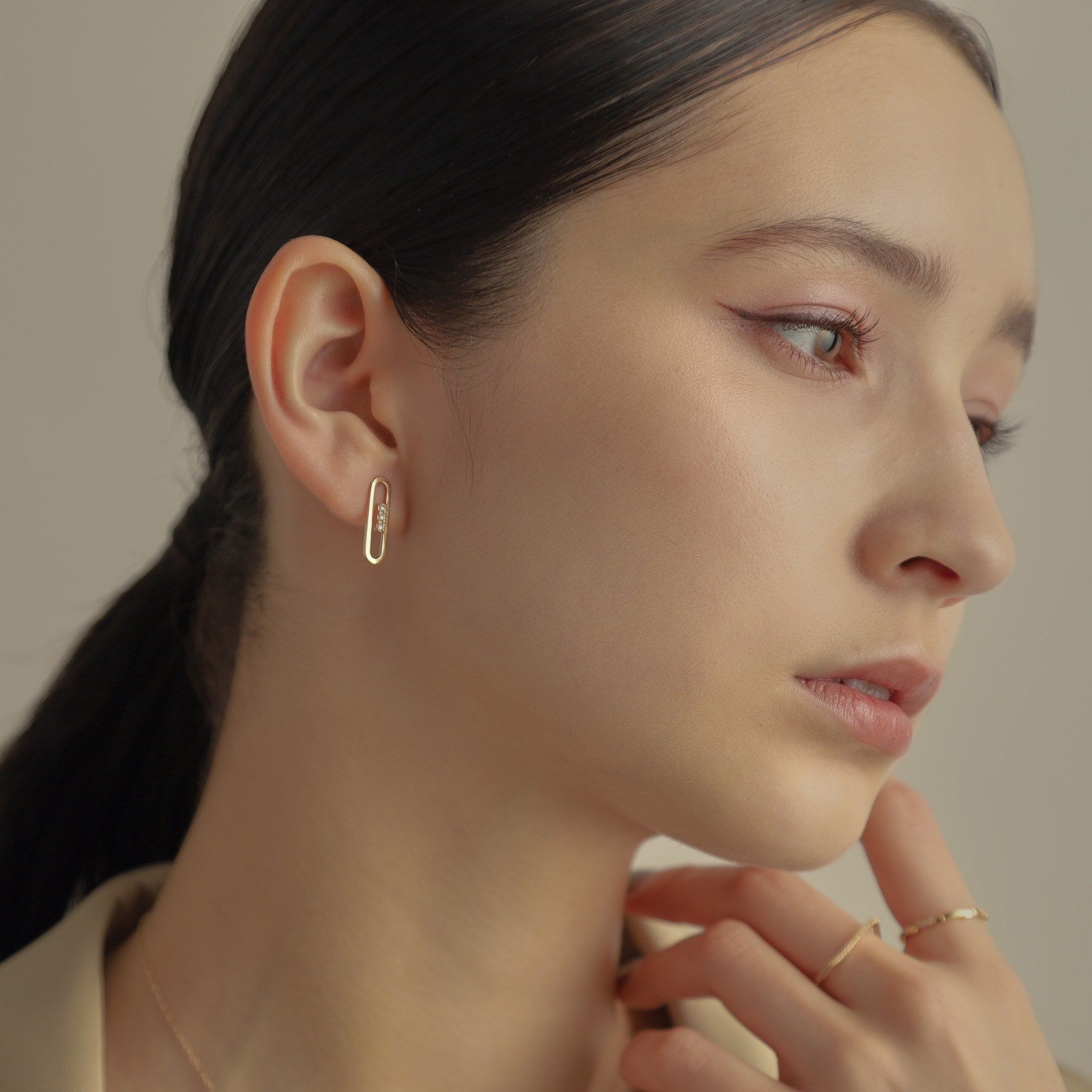 COCOSHNIK「K10ダイヤモンド トラックフレーム スタッドピアス」|ピアス|