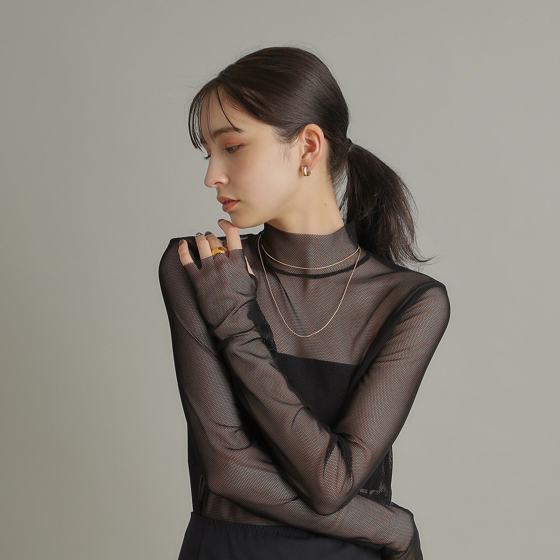 COCOSHNIK ONKITSCH「シルバー スモールフープ スロープカットピアス GP」|ピアス|