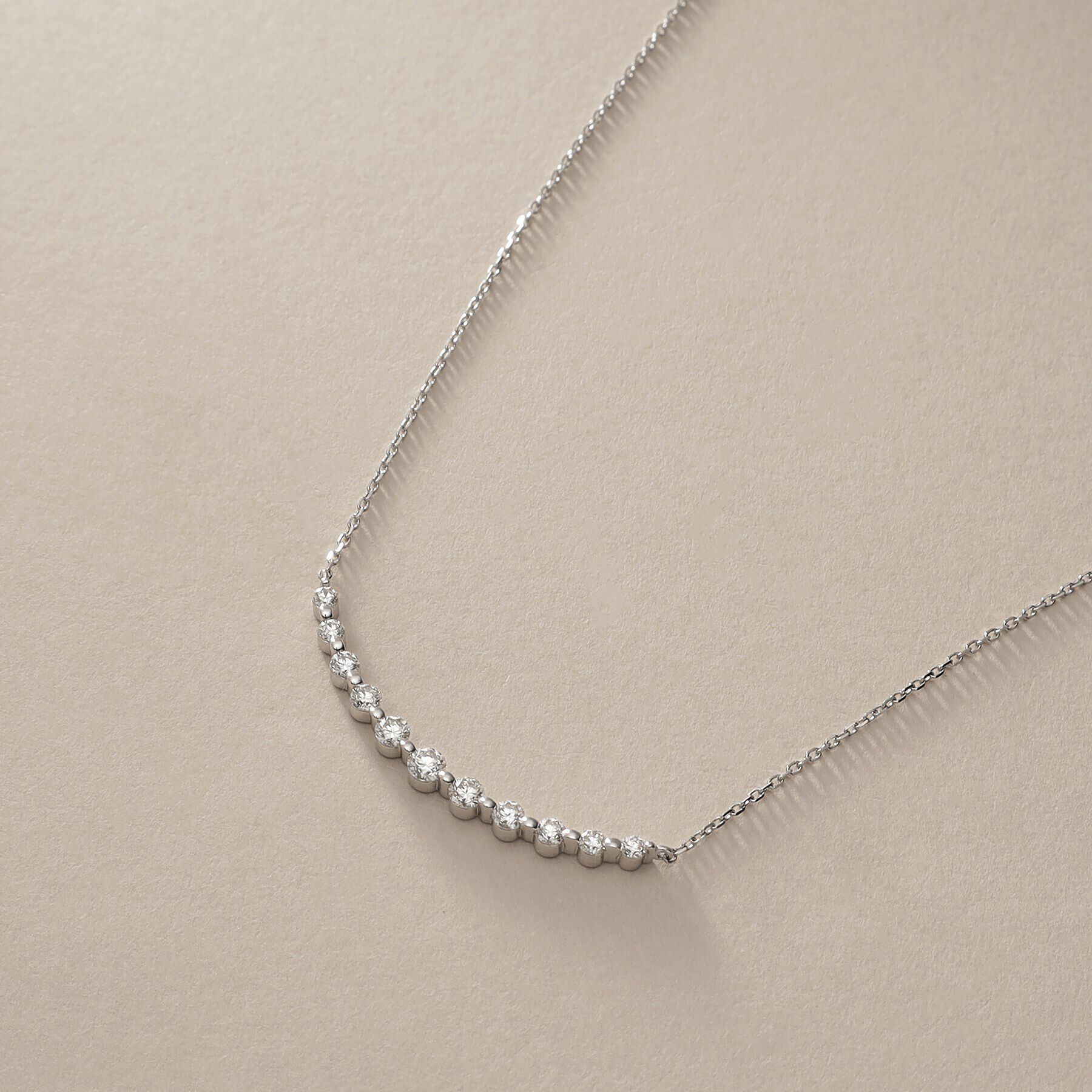 COCOSHNIK「プラチナ ダイヤモンド グラデーション11石 ネックレス」|ネックレス|