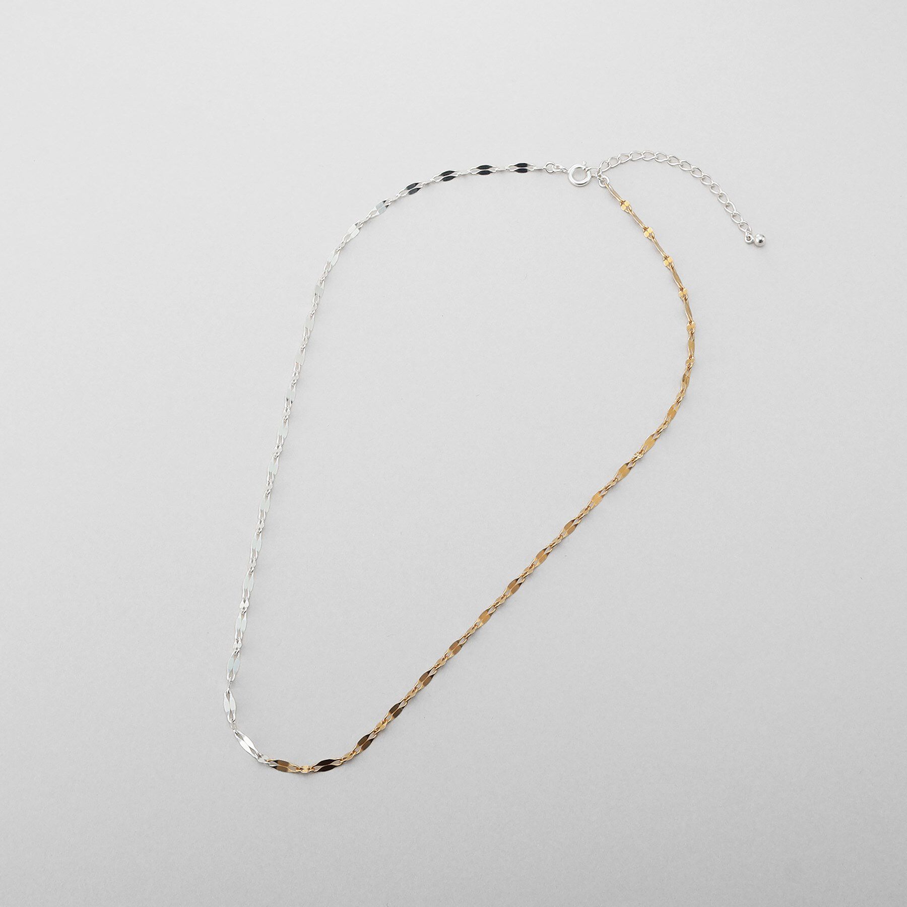 COCOSHNIK ONKITSCH「シルバー コンビカラー デュアルペタルネックレス」|ネックレス|