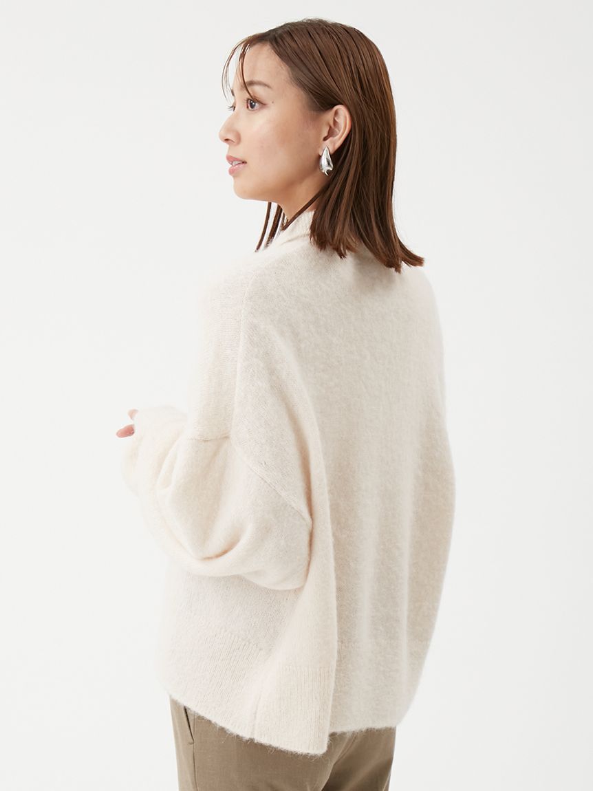 Mila Owen「【USAGI ONLINE・ZOZOTOWN限定カラー】ビジュー釦クロップドポロニットプルオーバー」|ポロシャツ|