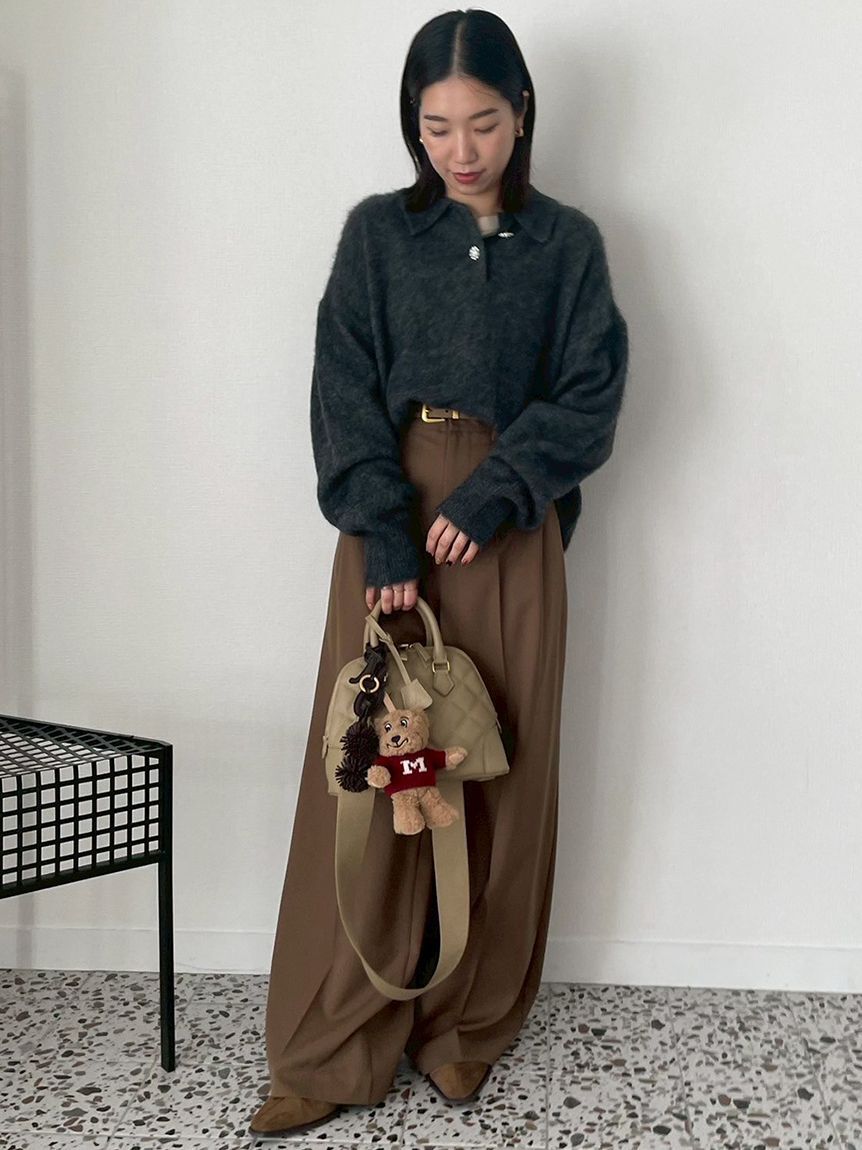 Mila Owen「【USAGI ONLINE・ZOZOTOWN限定カラー】ビジュー釦クロップドポロニットプルオーバー」|ポロシャツ|