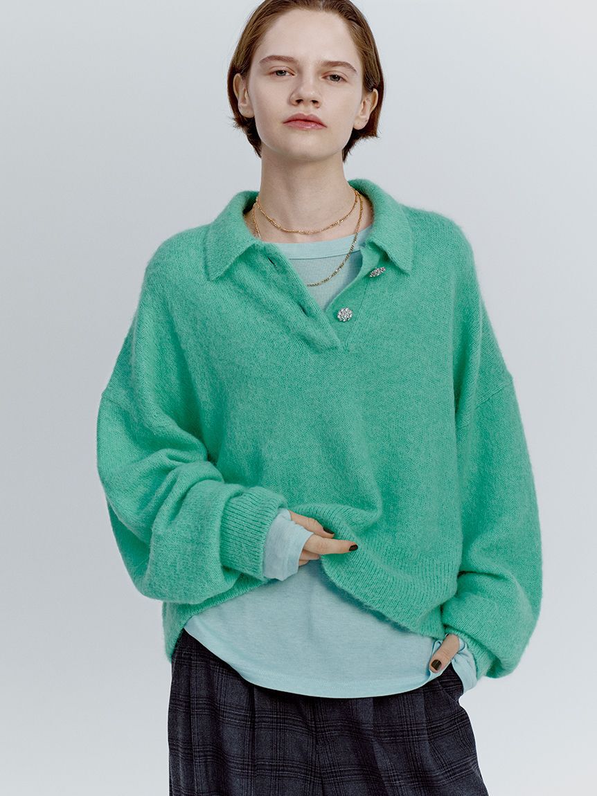 Mila Owen「【USAGI ONLINE・ZOZOTOWN限定カラー】ビジュー釦クロップドポロニットプルオーバー」|ポロシャツ|GRN
