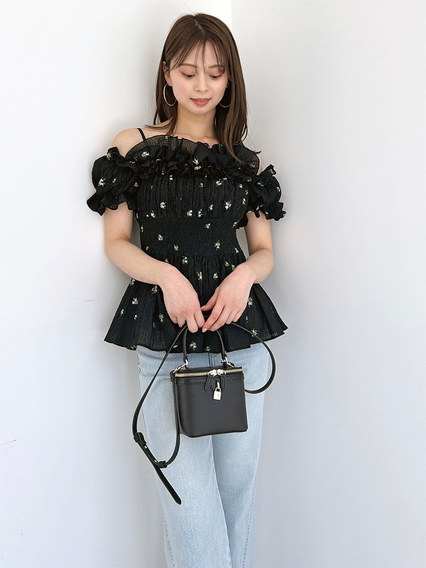 SNIDEL「オフショルフリルブラウス」|シャツ・ブラウス|