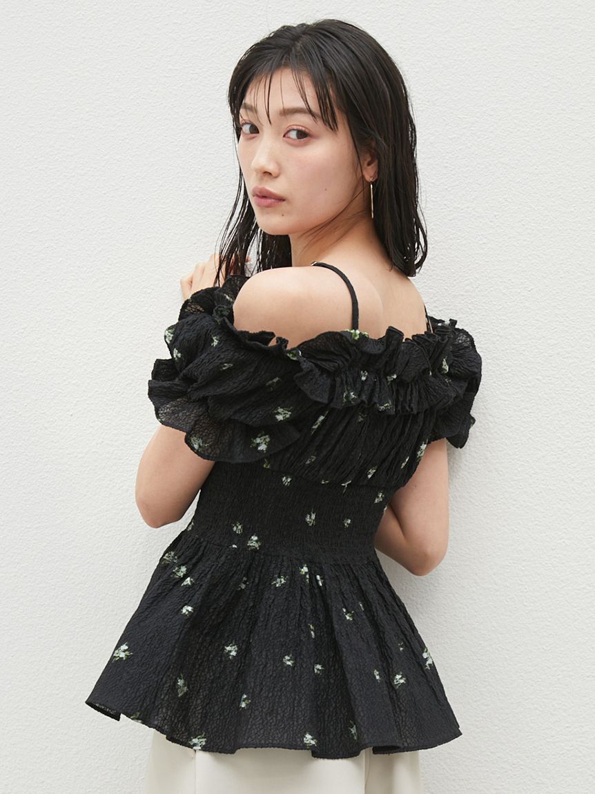 SNIDEL「オフショルフリルブラウス」|シャツ・ブラウス|