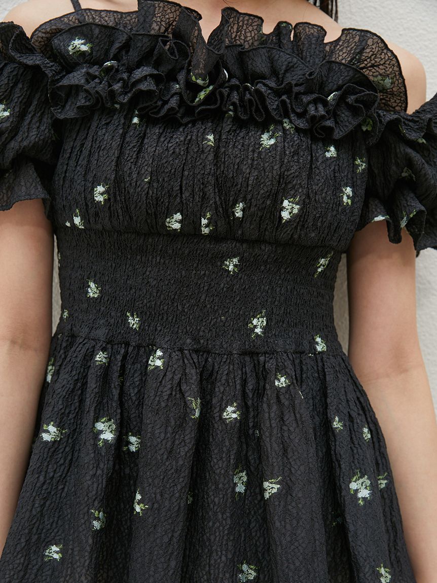 SNIDEL「オフショルフリルブラウス」|シャツ・ブラウス|