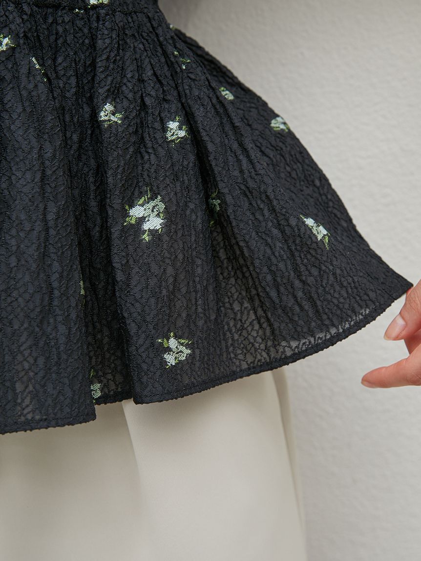 SNIDEL「オフショルフリルブラウス」|シャツ・ブラウス|