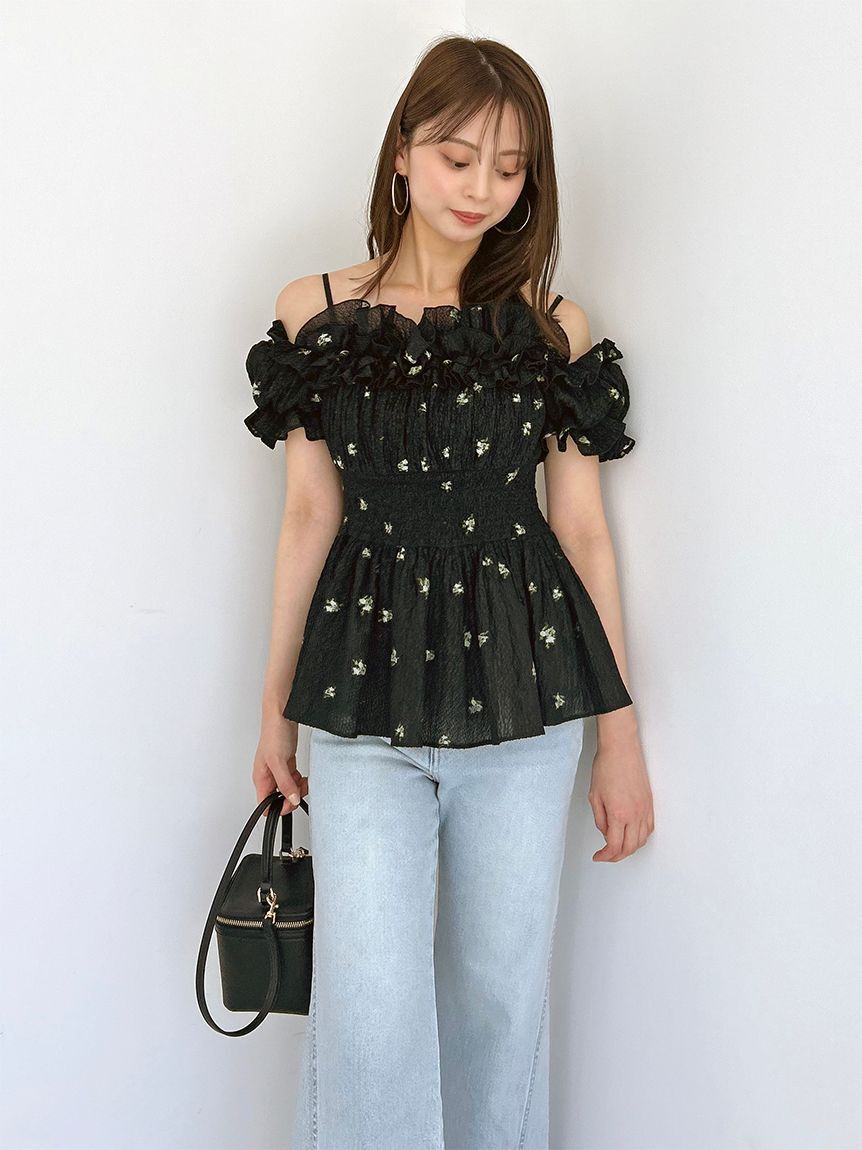 SNIDEL「オフショルフリルブラウス」|シャツ・ブラウス|