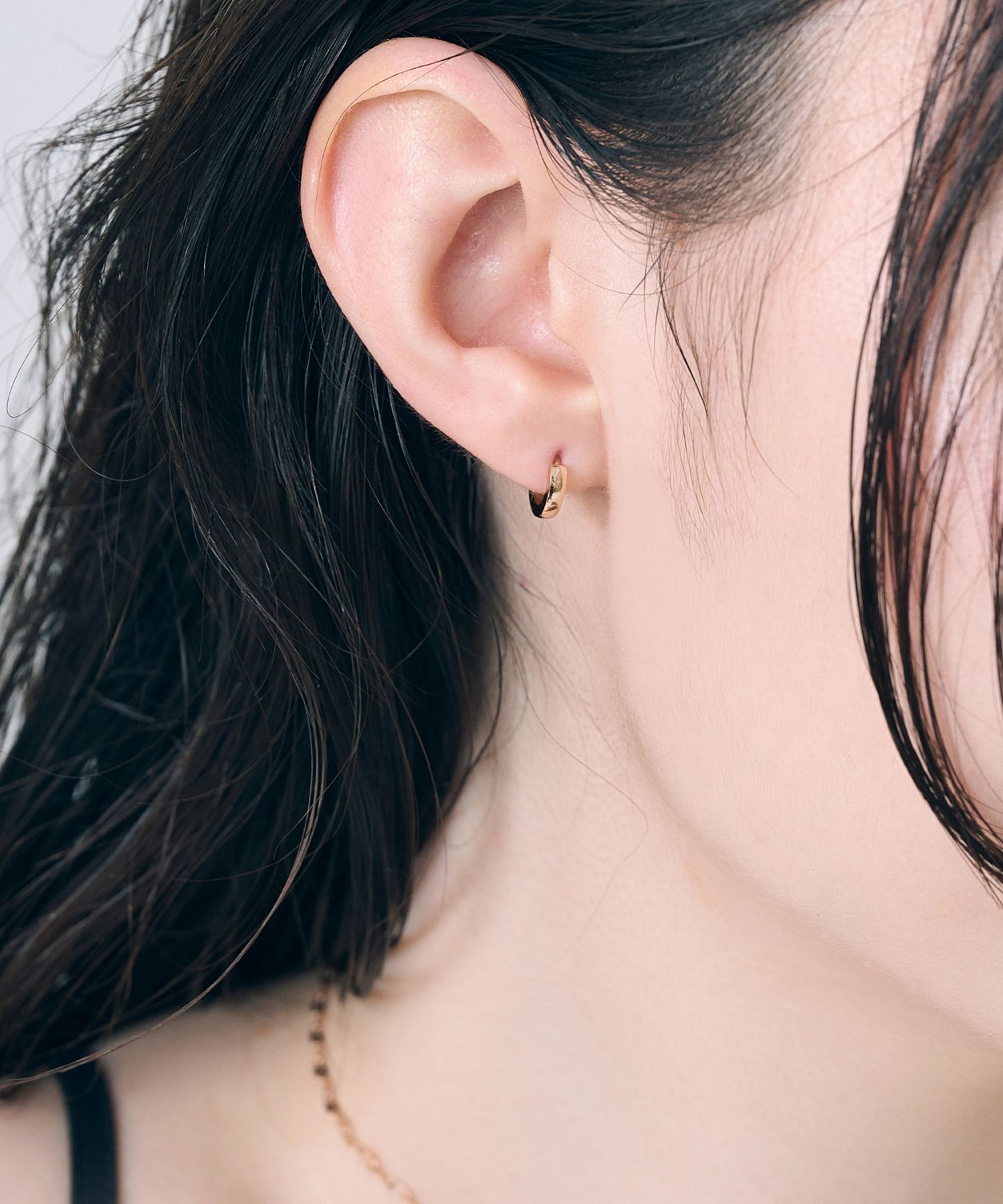 Phoebe「【金属アレルギー対応】ワンタッチメタルフープミニピアス　ローズゴールド/サージカルステンレス」|ピアス|