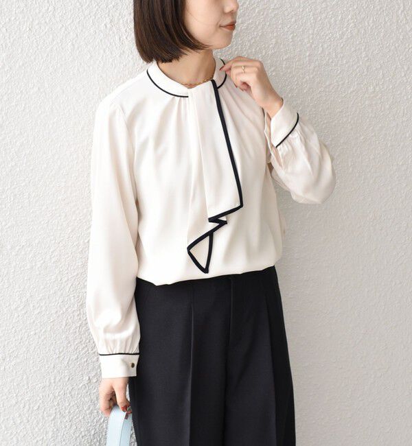 SHIPS Colors 「《予約》SHIPS Colors:〈手洗い可能〉バイカラー トリム ボウタイ ブラウス◆」|シャツ・ブラウス|