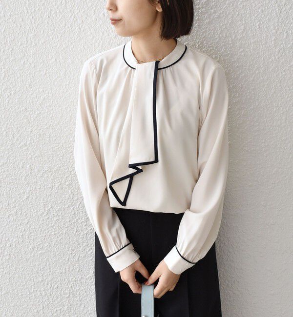 SHIPS Colors 「《予約》SHIPS Colors:〈手洗い可能〉バイカラー トリム ボウタイ ブラウス◆」|シャツ・ブラウス|