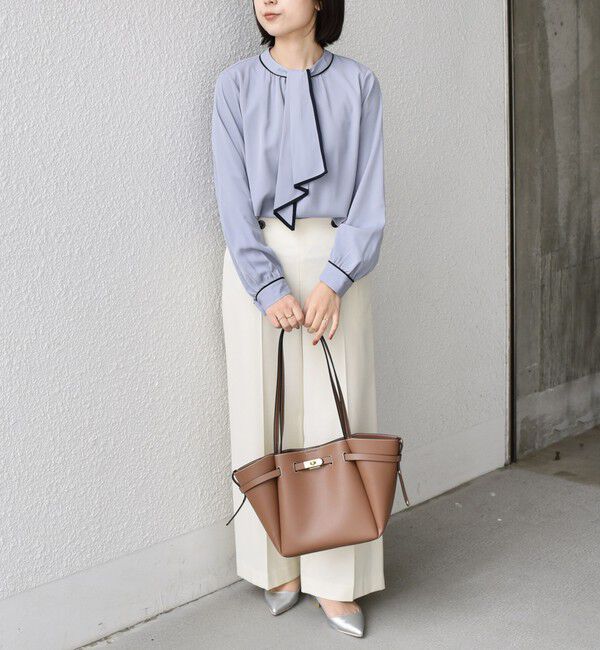 SHIPS Colors 「《予約》SHIPS Colors:〈手洗い可能〉バイカラー トリム ボウタイ ブラウス◆」|シャツ・ブラウス|