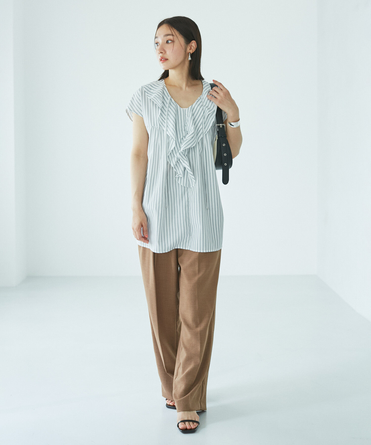 VIS「【夏トップス総選挙/お気に入り登録No.3】ラッフルチュニックブラウス【洗える】」|シャツ・ブラウス|