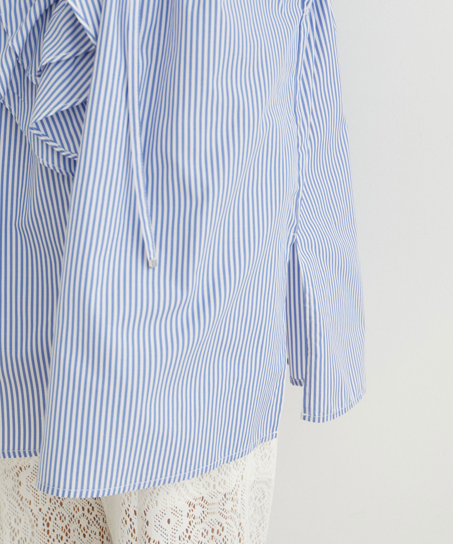 VIS「【夏トップス総選挙/お気に入り登録No.3】ラッフルチュニックブラウス【洗える】」|シャツ・ブラウス|