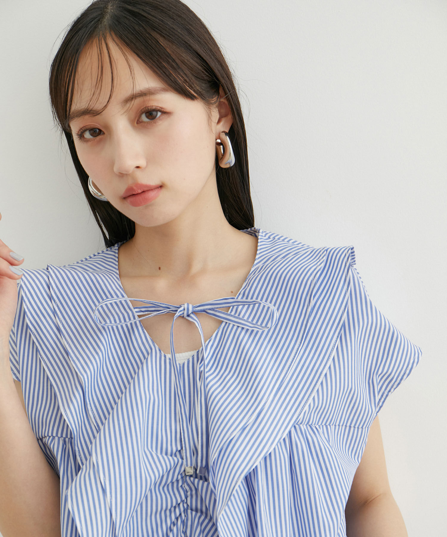 VIS「【夏トップス総選挙/お気に入り登録No.3】ラッフルチュニックブラウス【洗える】」|シャツ・ブラウス|