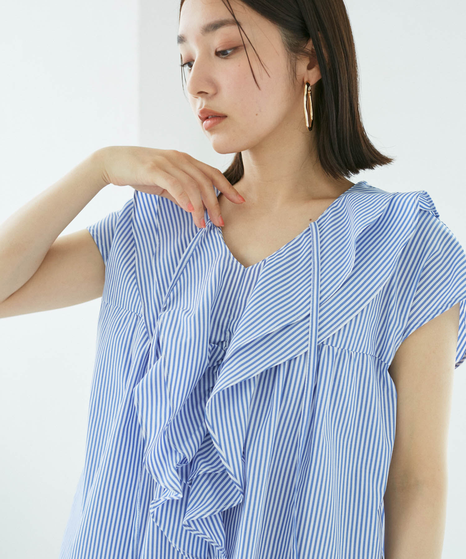 VIS「【夏トップス総選挙/お気に入り登録No.3】ラッフルチュニックブラウス【洗える】」|シャツ・ブラウス|