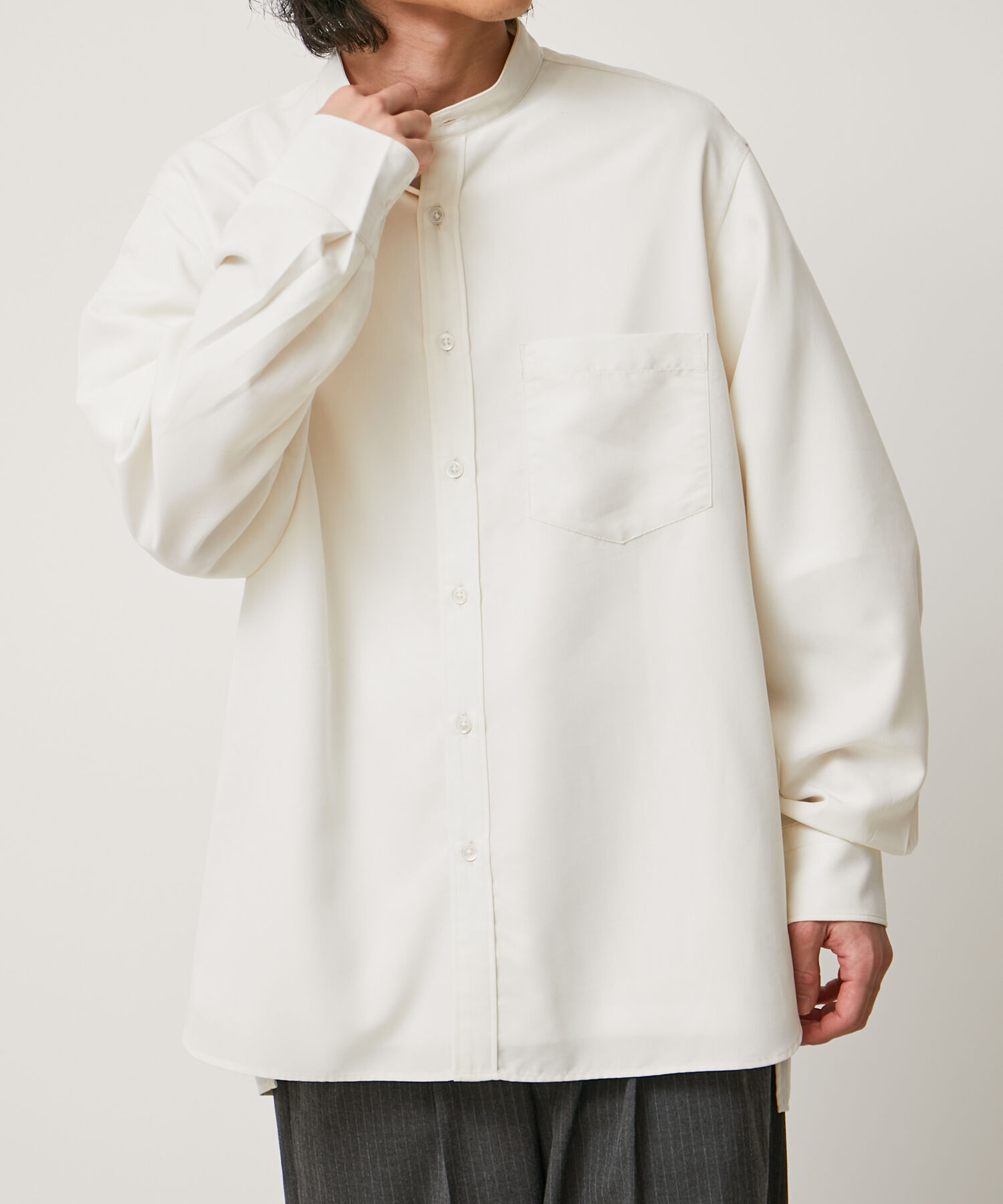 ADAM ET ROPE'「《定番》レーヨンスエード バンドカラーシャツ / ユニセックス」|シャツ・ブラウス|