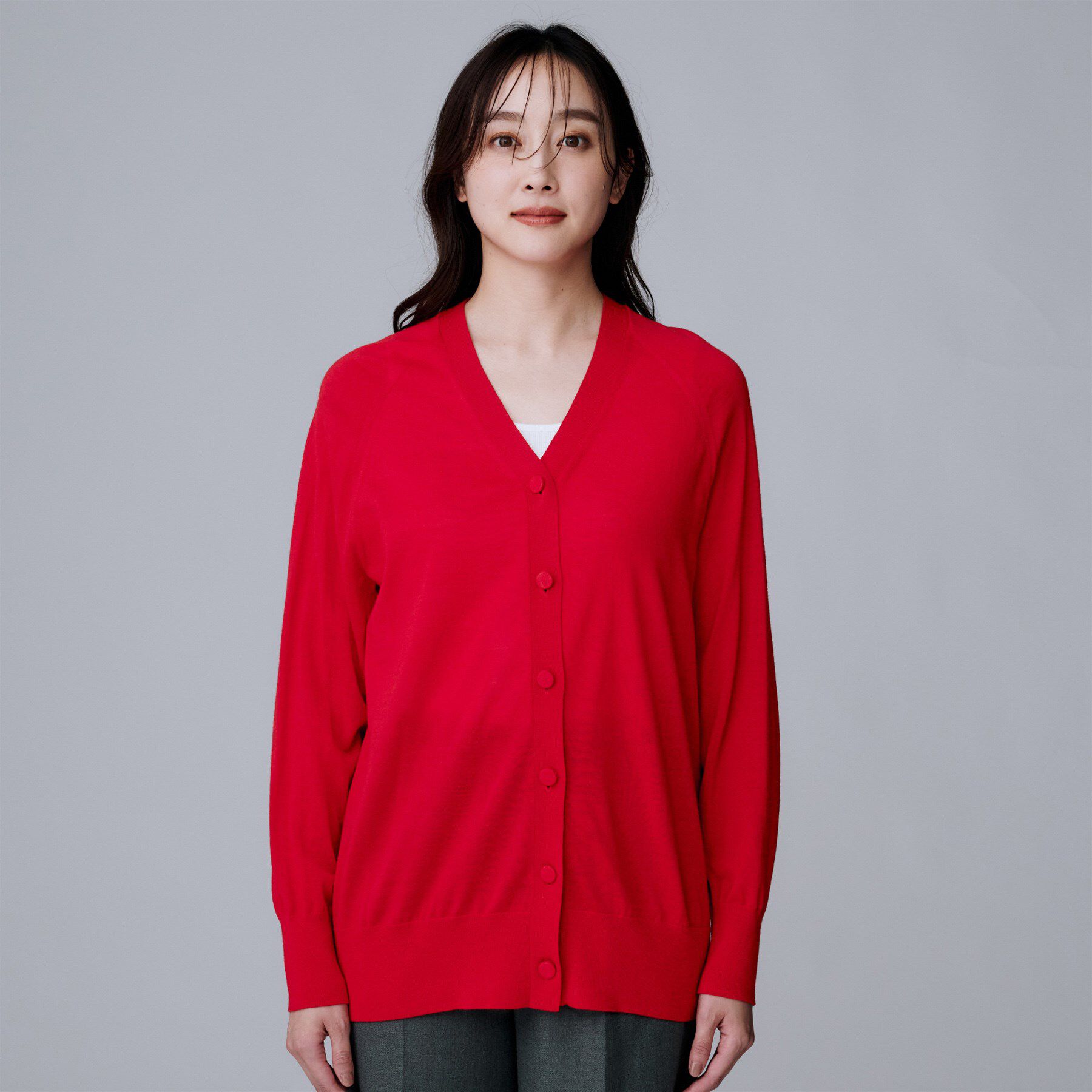 UNTITLED「【アンサンブル可/洗える/Vネック】ウールシルクカーディガン」|カーディガン|