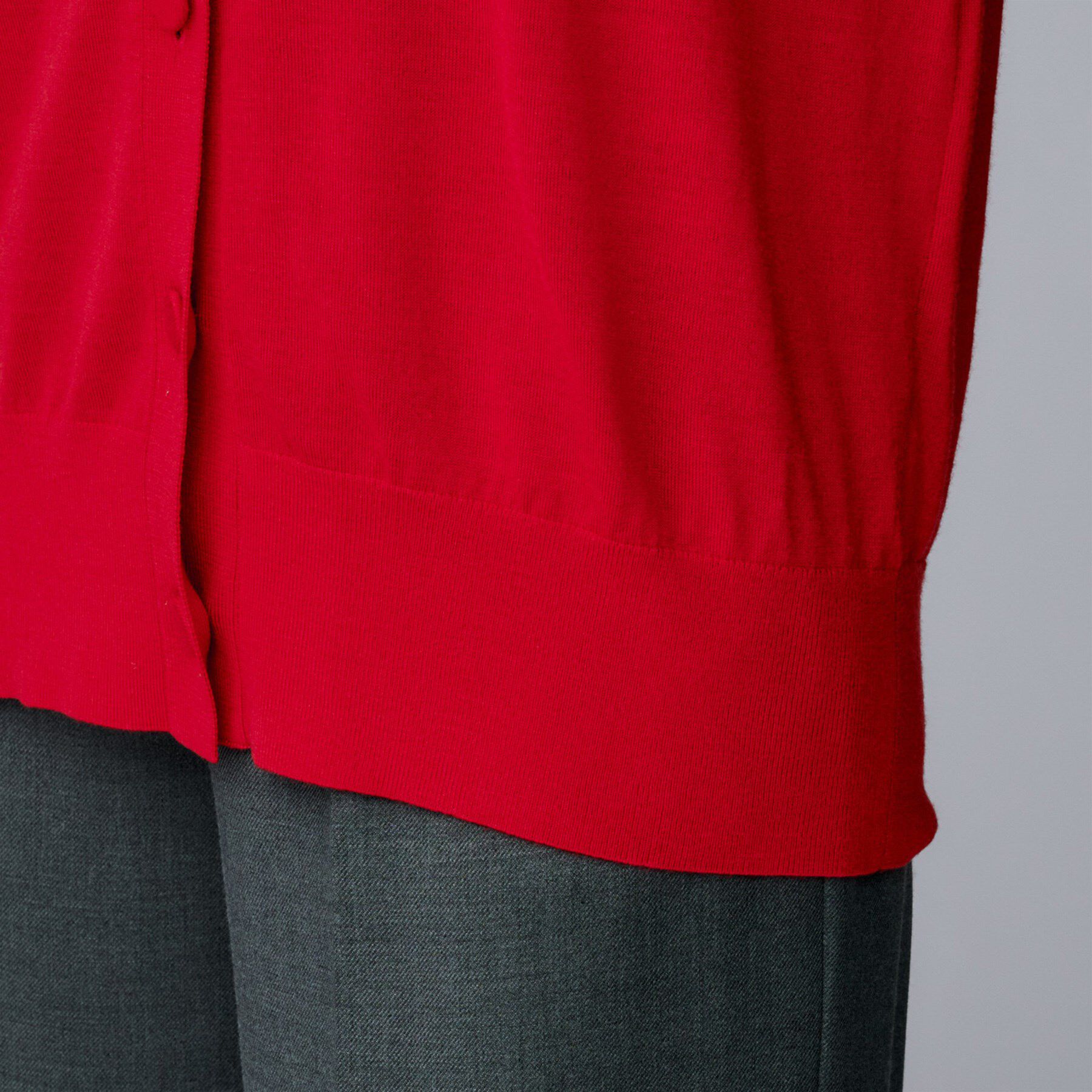 UNTITLED「【アンサンブル可/洗える/Vネック】ウールシルクカーディガン」|カーディガン|