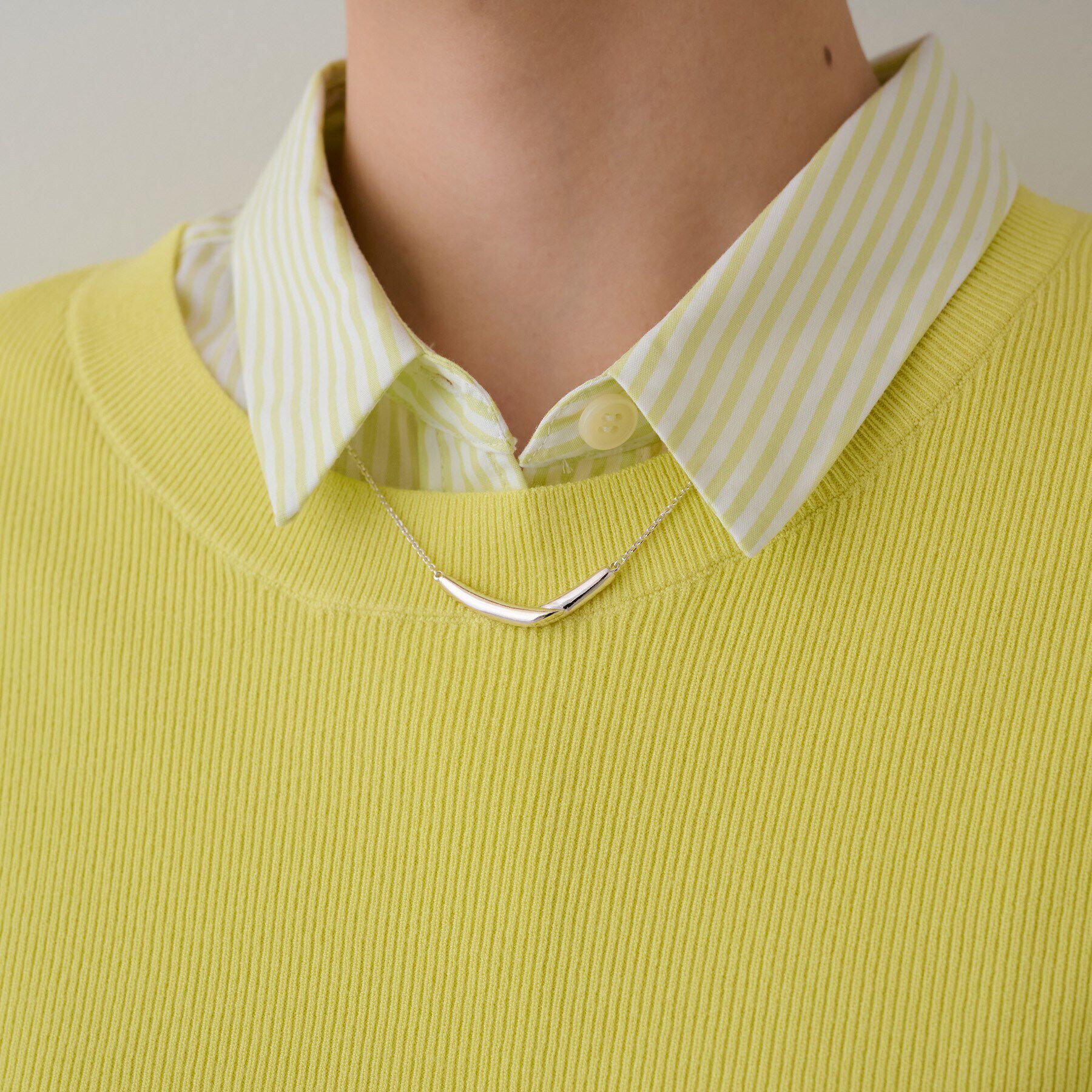 INDIVI「春SALE！V型バーデザインネックレス」|ネックレス|