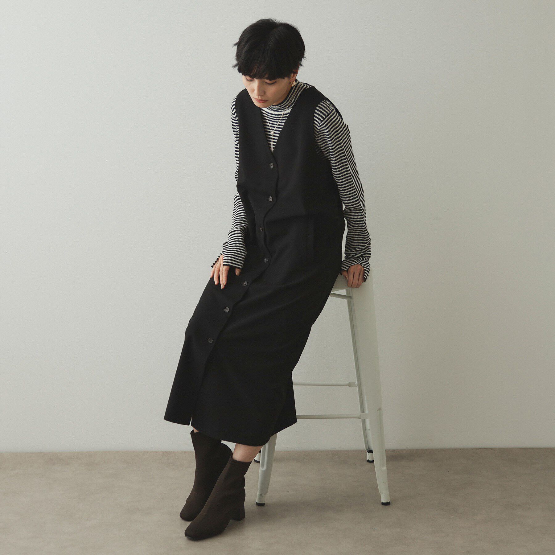 OPAQUE.CLIP「2WAY Vネックジャンパースカート【洗える】」|ワンピース|