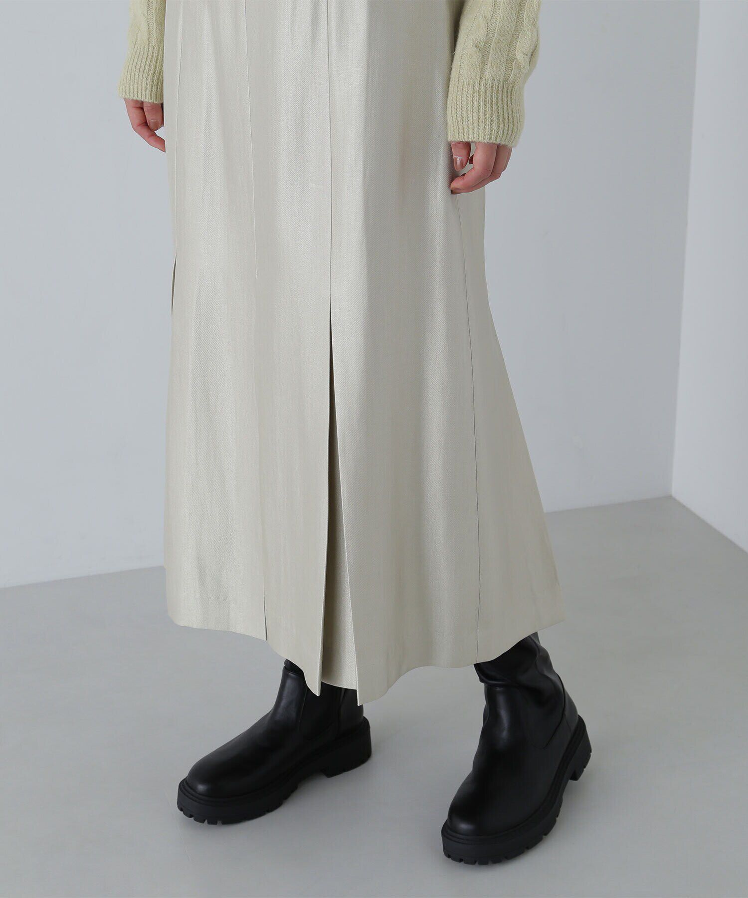  「＜グロッシーツイルシリーズ＞ボックスタックフレアスカート」|スカート|