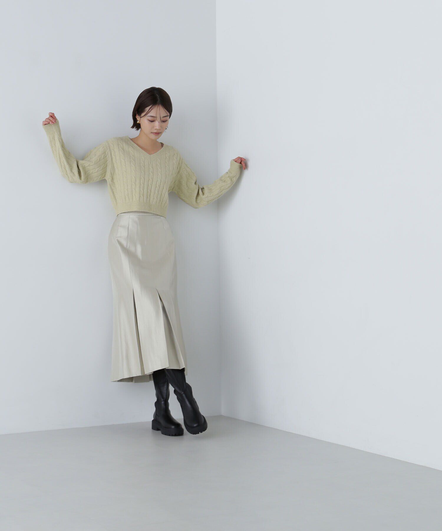  「＜グロッシーツイルシリーズ＞ボックスタックフレアスカート」|スカート|