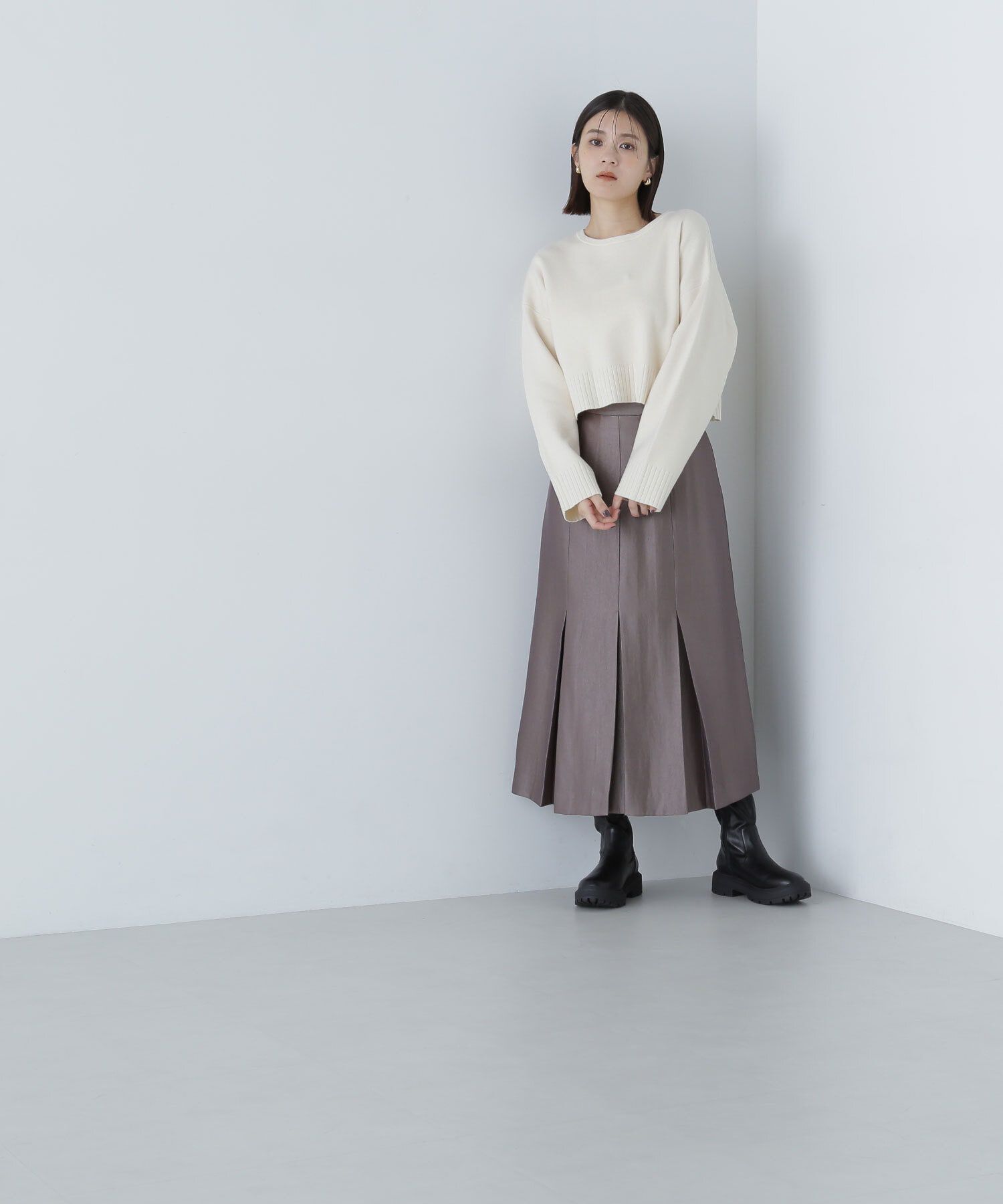  「＜グロッシーツイルシリーズ＞ボックスタックフレアスカート」|スカート|