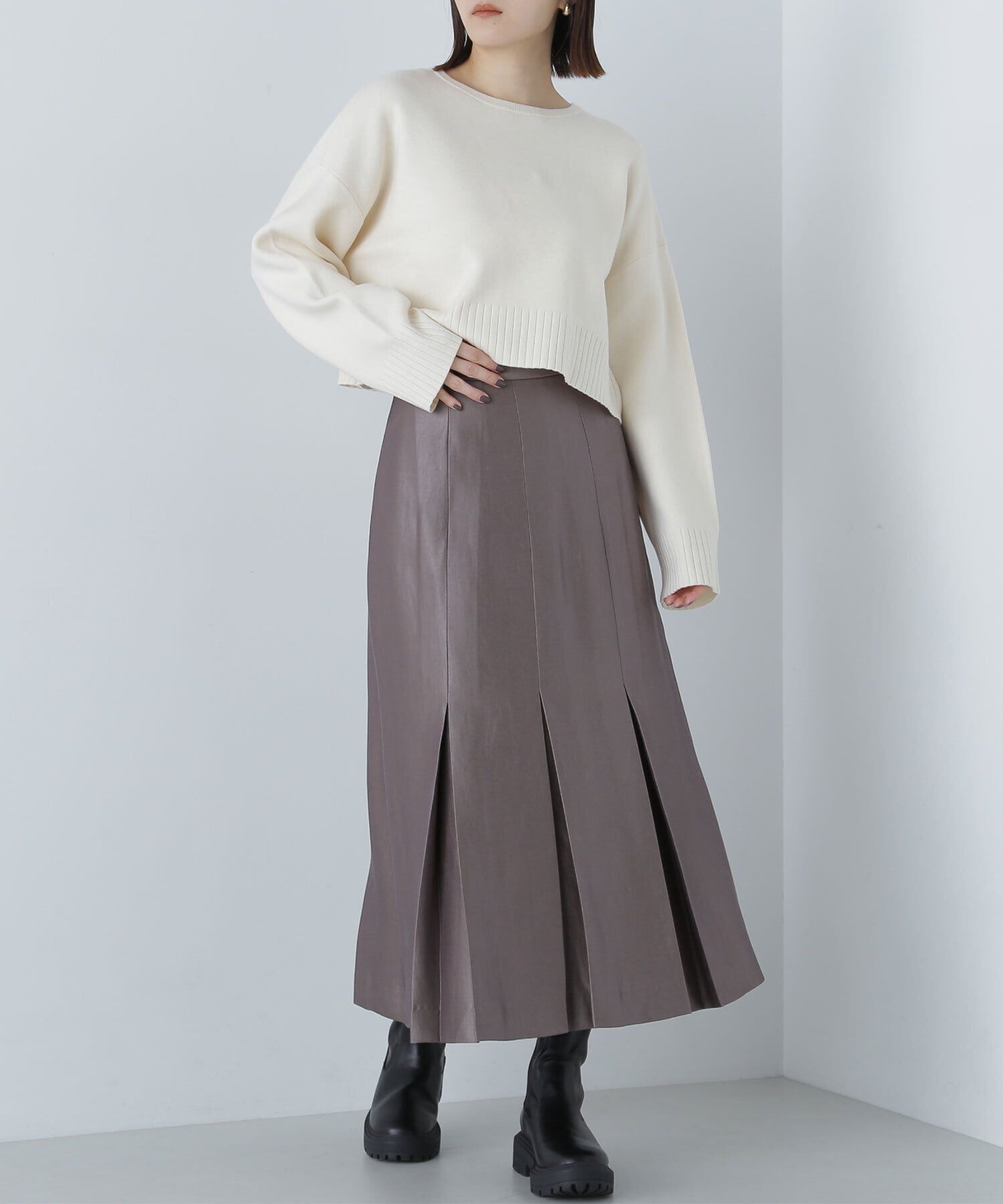  「＜グロッシーツイルシリーズ＞ボックスタックフレアスカート」|スカート|